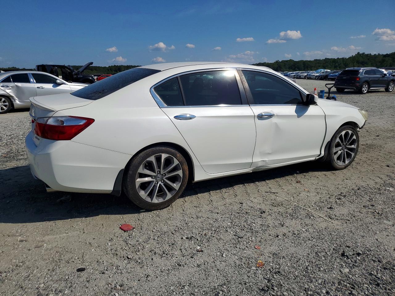 2015 Honda Accord Sport White vin: 1HGCR2F56FA061567
