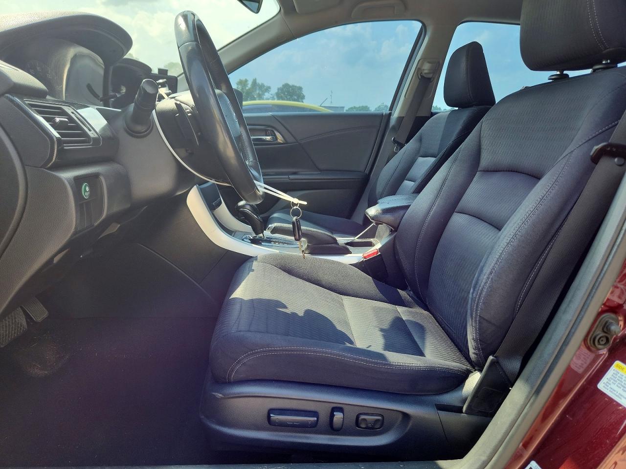 2015 Honda Accord Sport Maroon vin: 1HGCR2F56FA076957