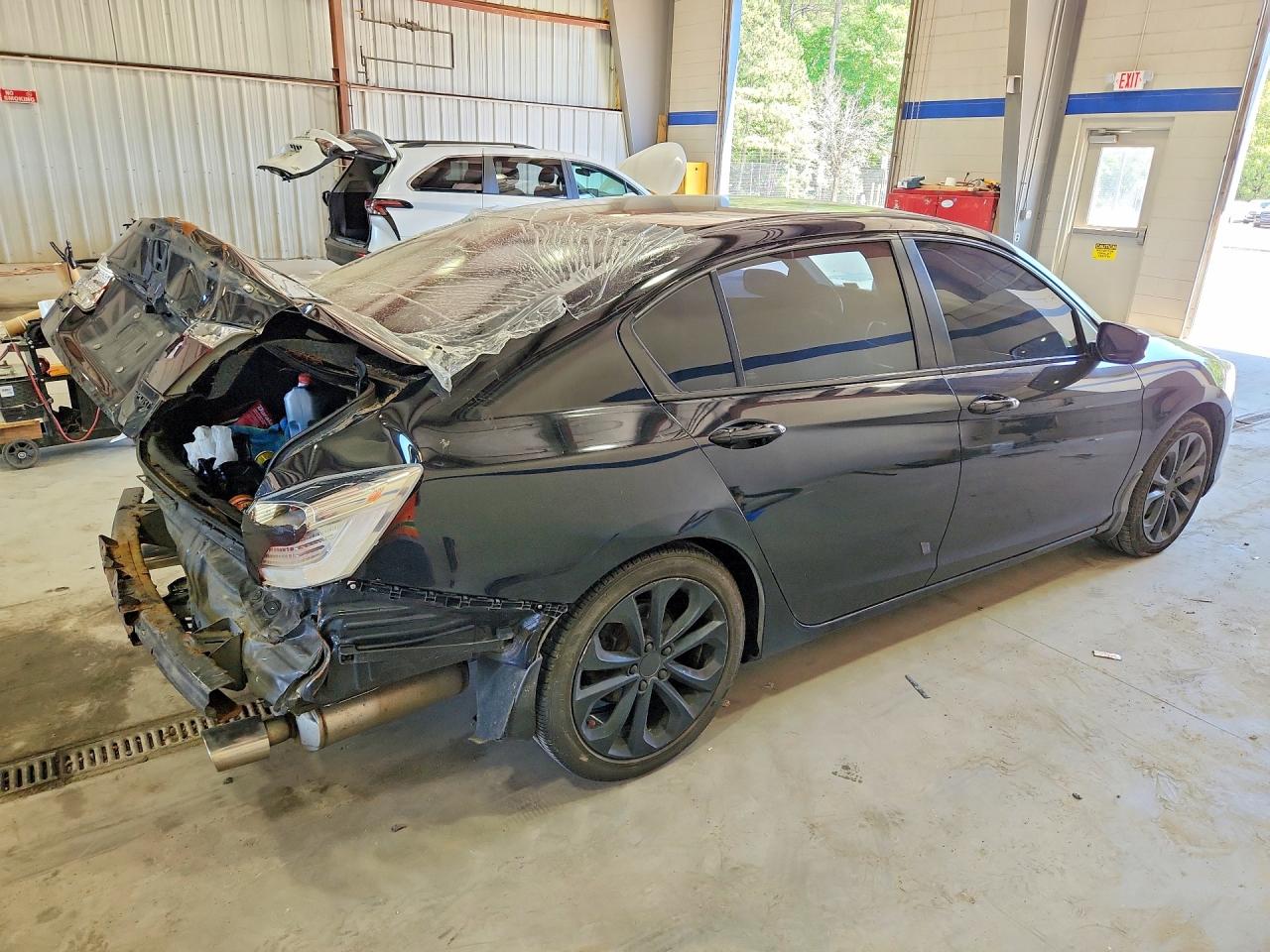 2015 Honda Accord Sport Black vin: 1HGCR2F56FA078305