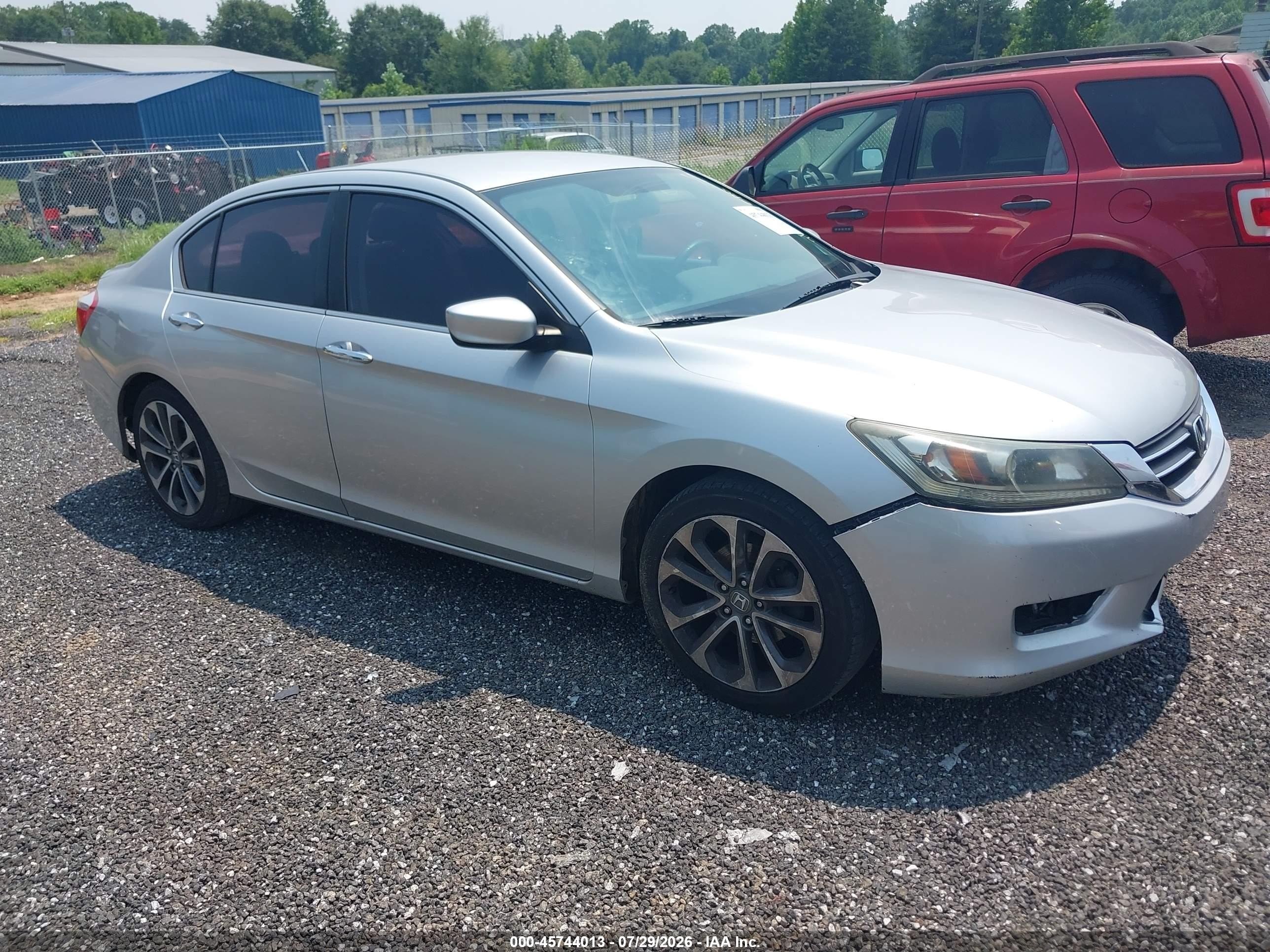 2015 Honda Accord Sport Silver vin: 1HGCR2F56FA091555