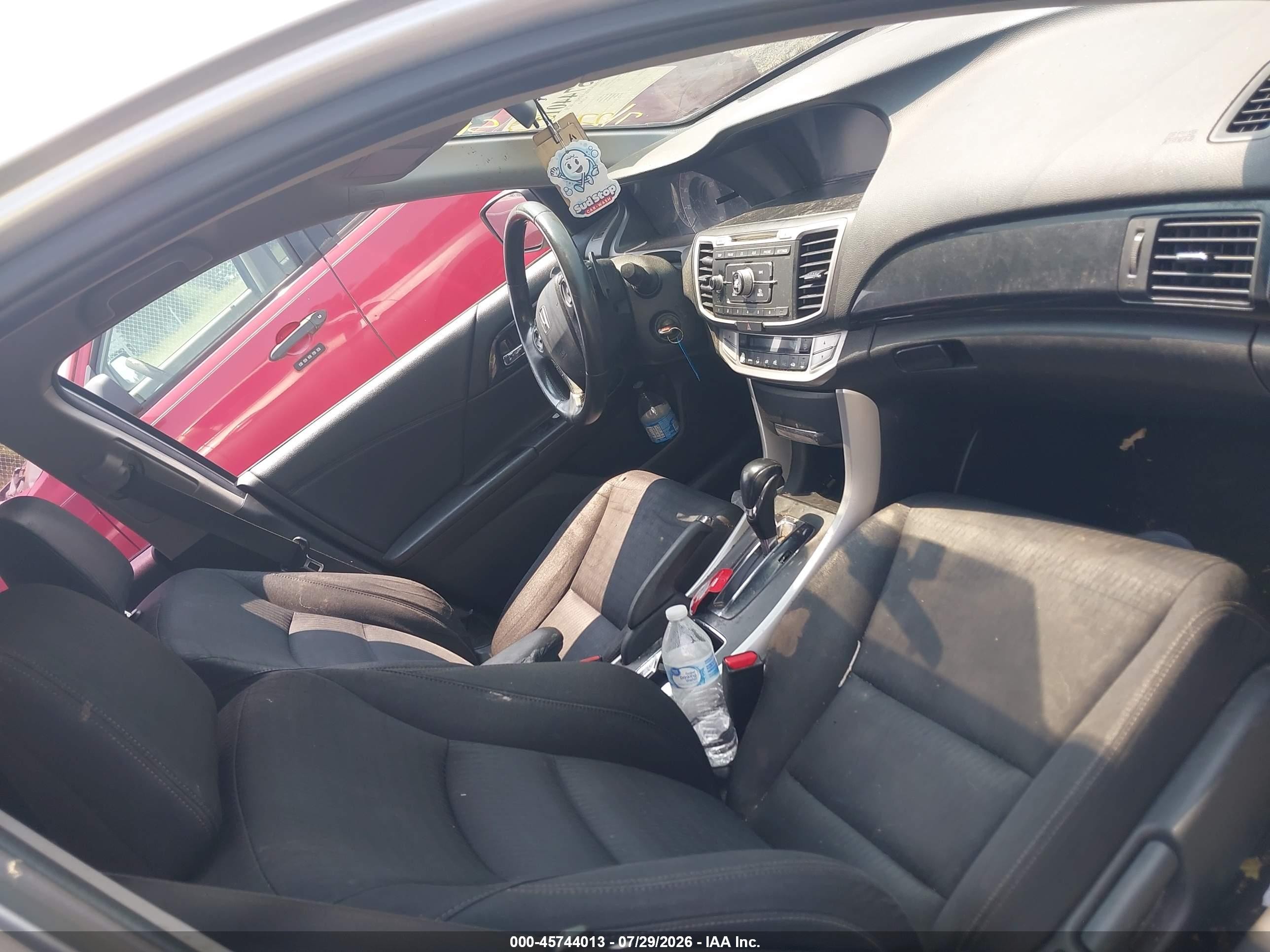 2015 Honda Accord Sport Silver vin: 1HGCR2F56FA091555