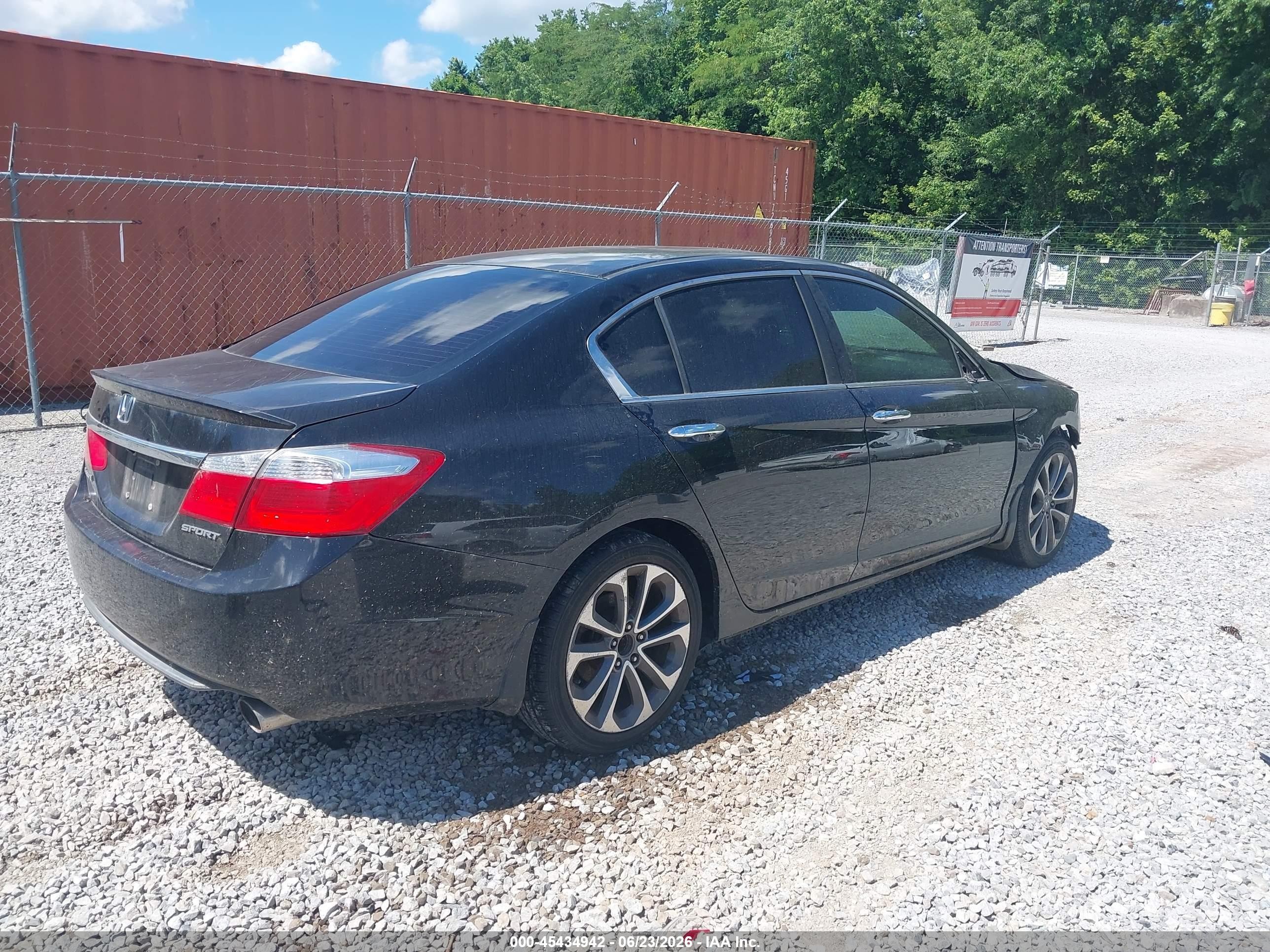 2015 Honda Accord Sport Black vin: 1HGCR2F56FA094150