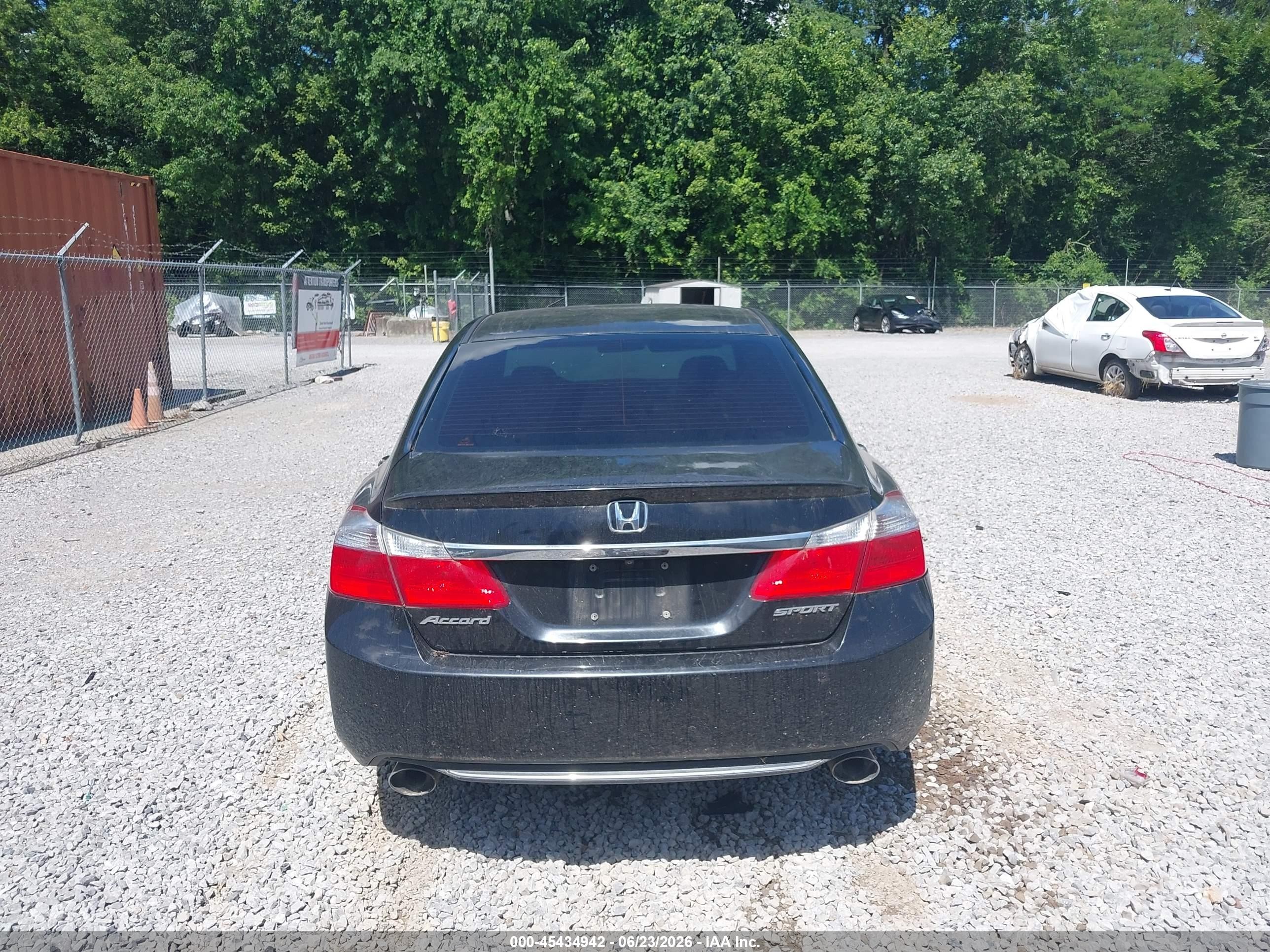 2015 Honda Accord Sport Black vin: 1HGCR2F56FA094150