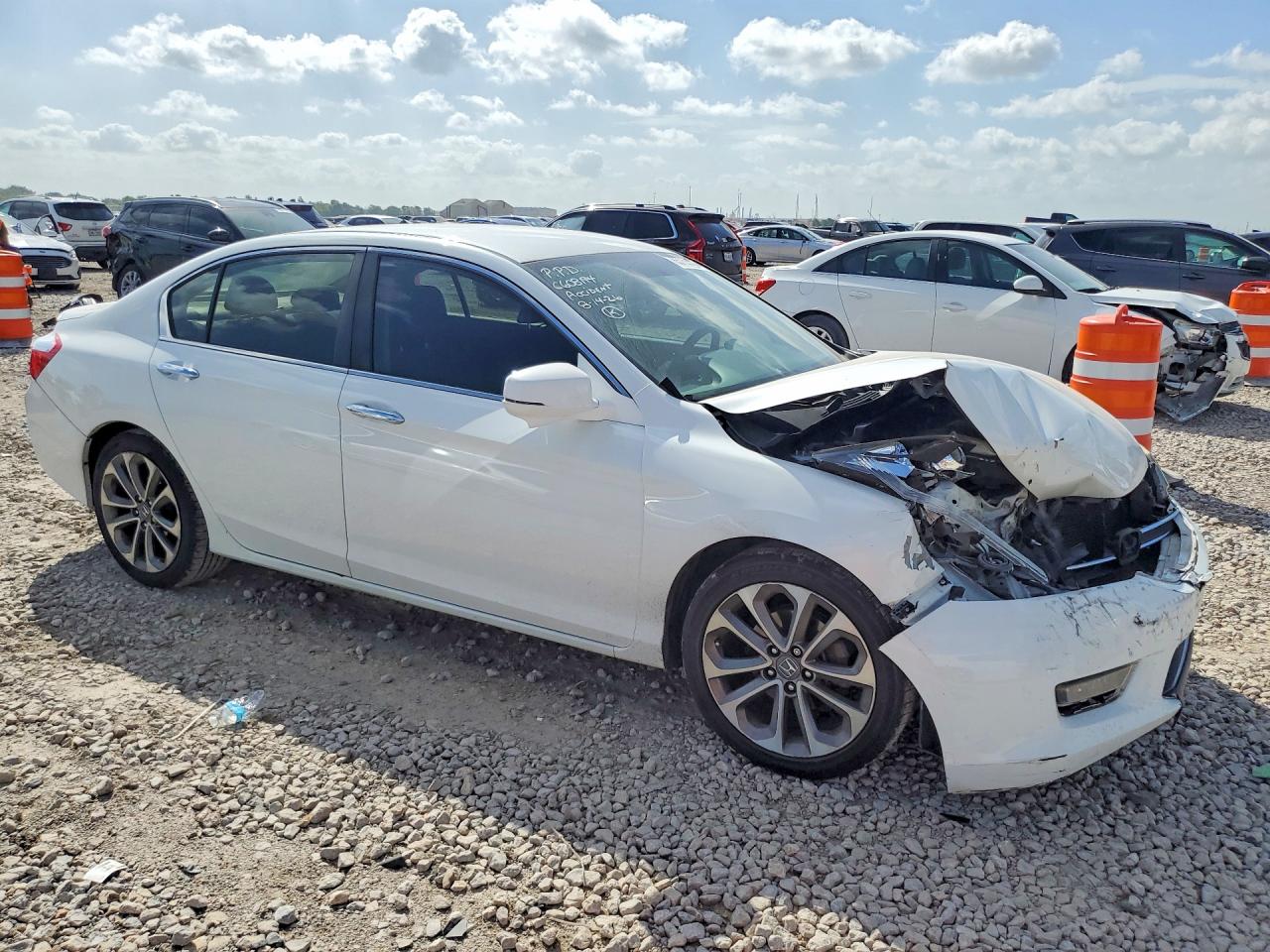 2015 Honda Accord Sport White vin: 1HGCR2F56FA114459