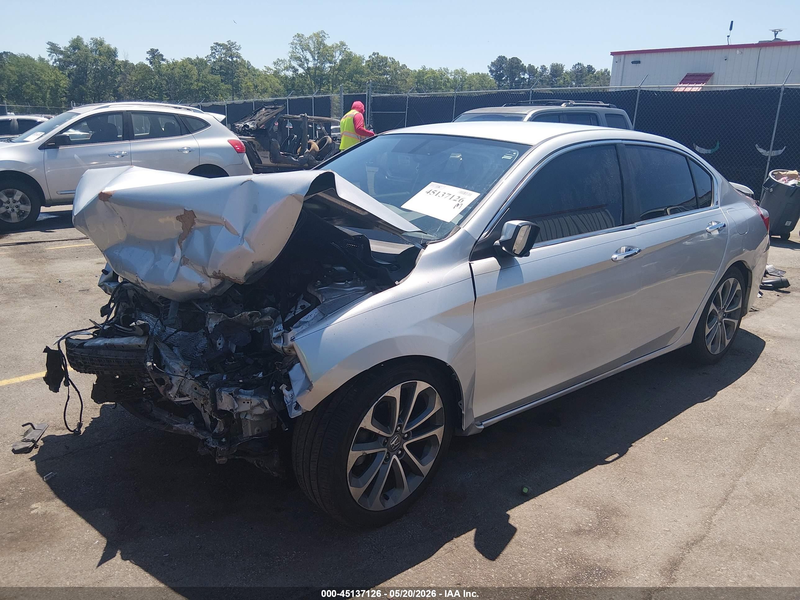 2015 Honda Accord Sport Silver vin: 1HGCR2F56FA125610