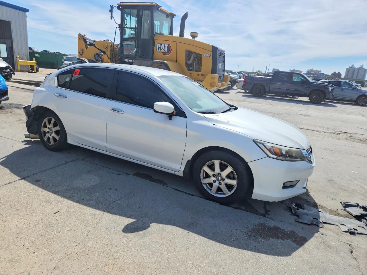 2015 Honda Accord Sport White vin: 1HGCR2F56FA176475