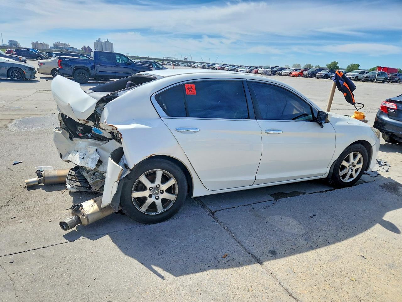 2015 Honda Accord Sport White vin: 1HGCR2F56FA176475