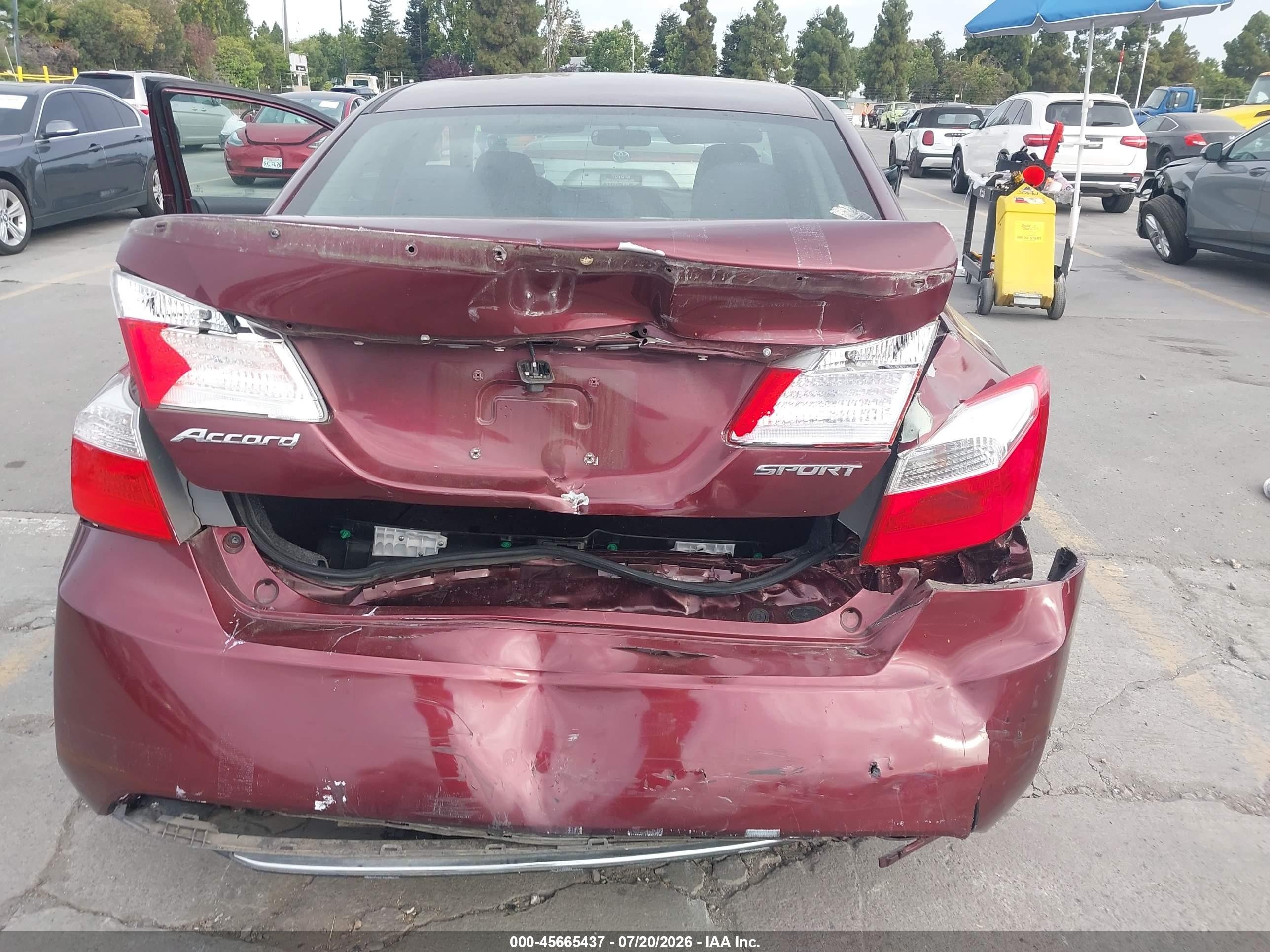 2015 Honda Accord Sport Burgundy vin: 1HGCR2F56FA197813
