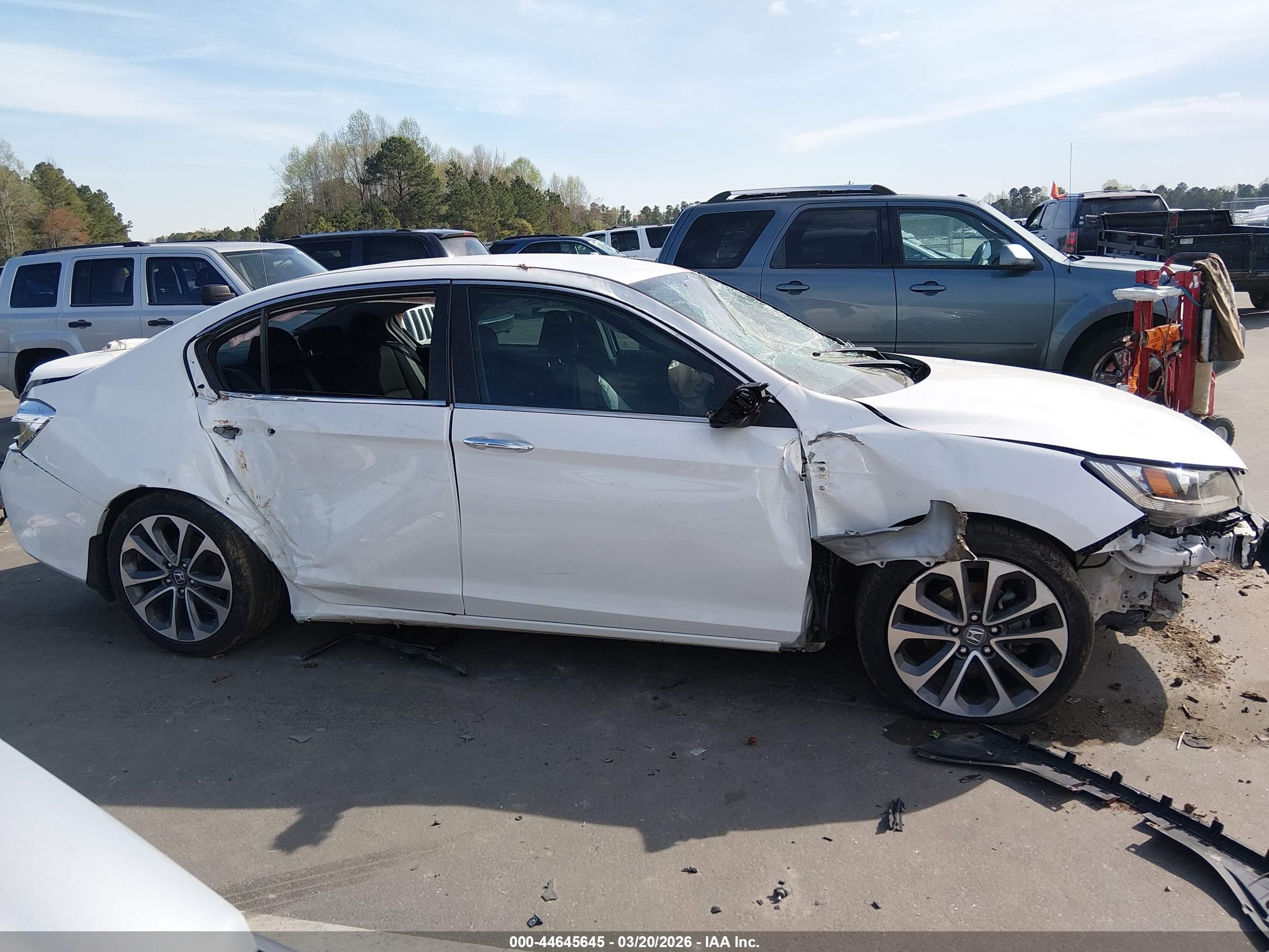 2015 Honda Accord Sport White vin: 1HGCR2F56FA229241