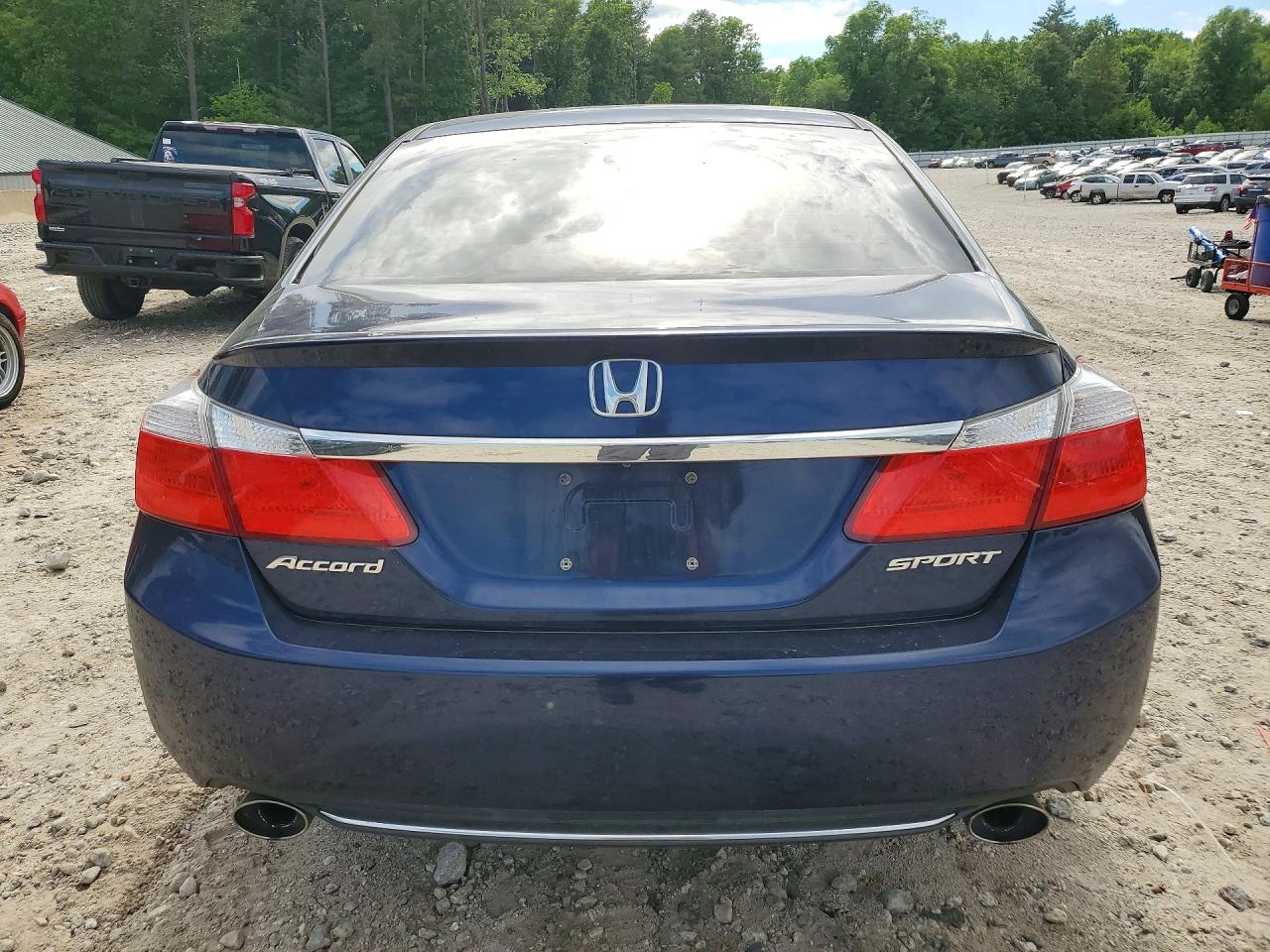 2015 Honda Accord Sport Blue vin: 1HGCR2F56FA239526
