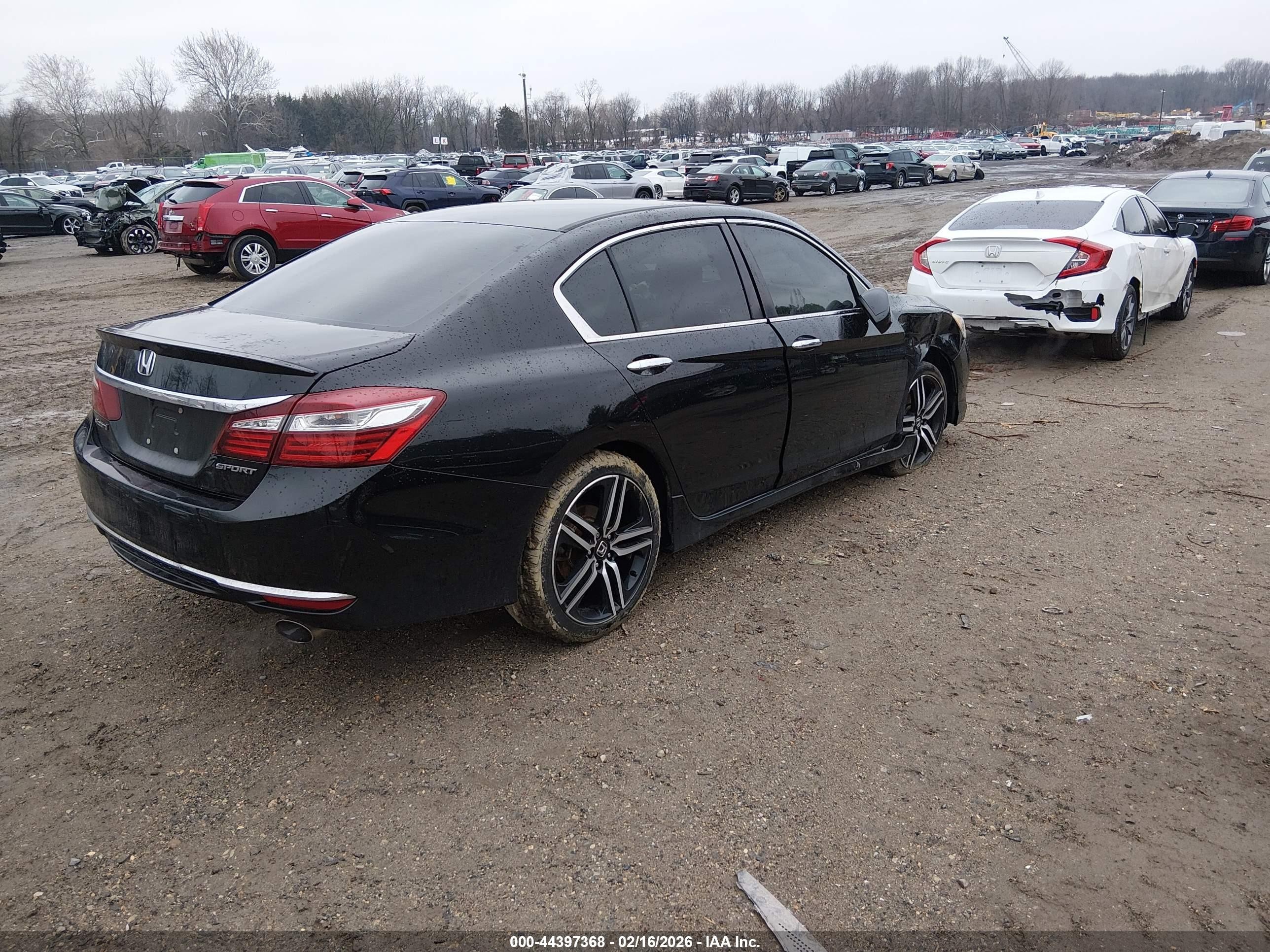 2016 Honda Accord Sport Черный vin: 1HGCR2F56GA230519