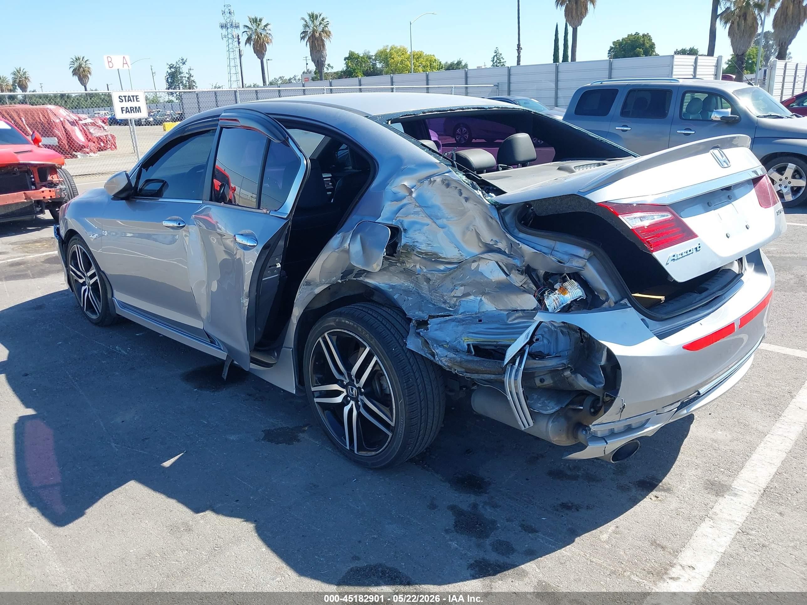 2017 Honda Accord Sport Silver vin: 1HGCR2F56HA031472