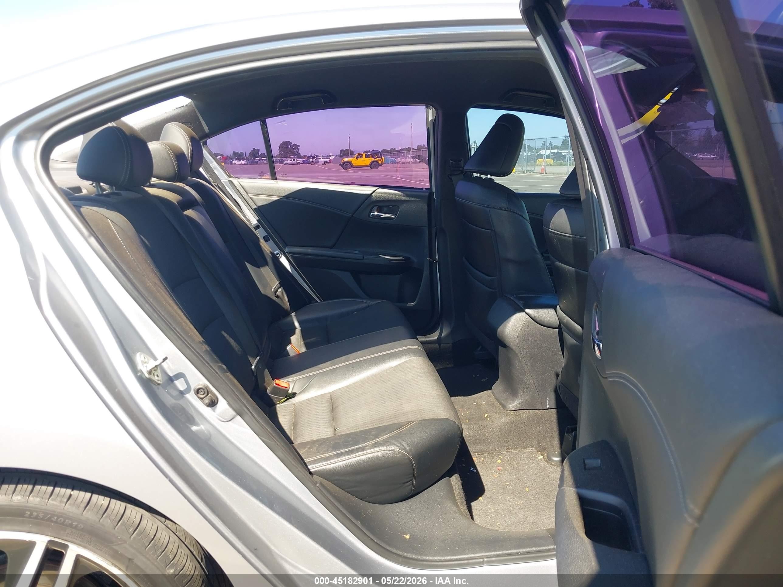 2017 Honda Accord Sport Silver vin: 1HGCR2F56HA031472
