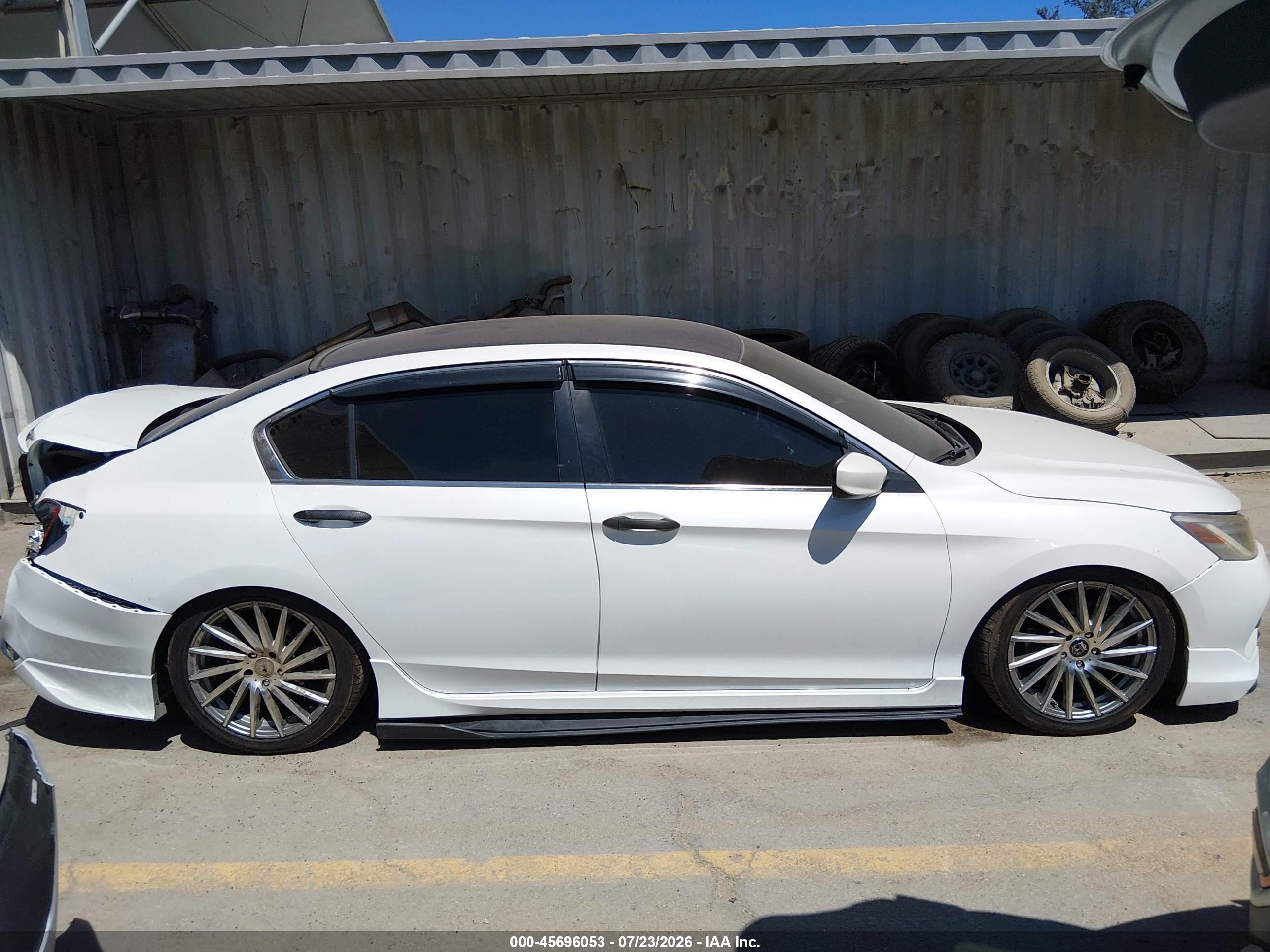 2017 Honda Accord Sport White vin: 1HGCR2F56HA146198
