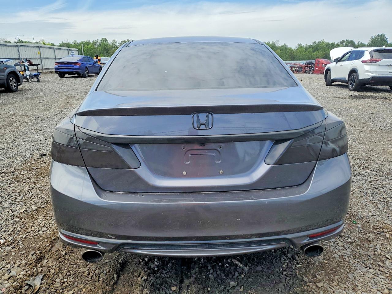 2017 Honda Accord Sport Gray vin: 1HGCR2F56HA199435