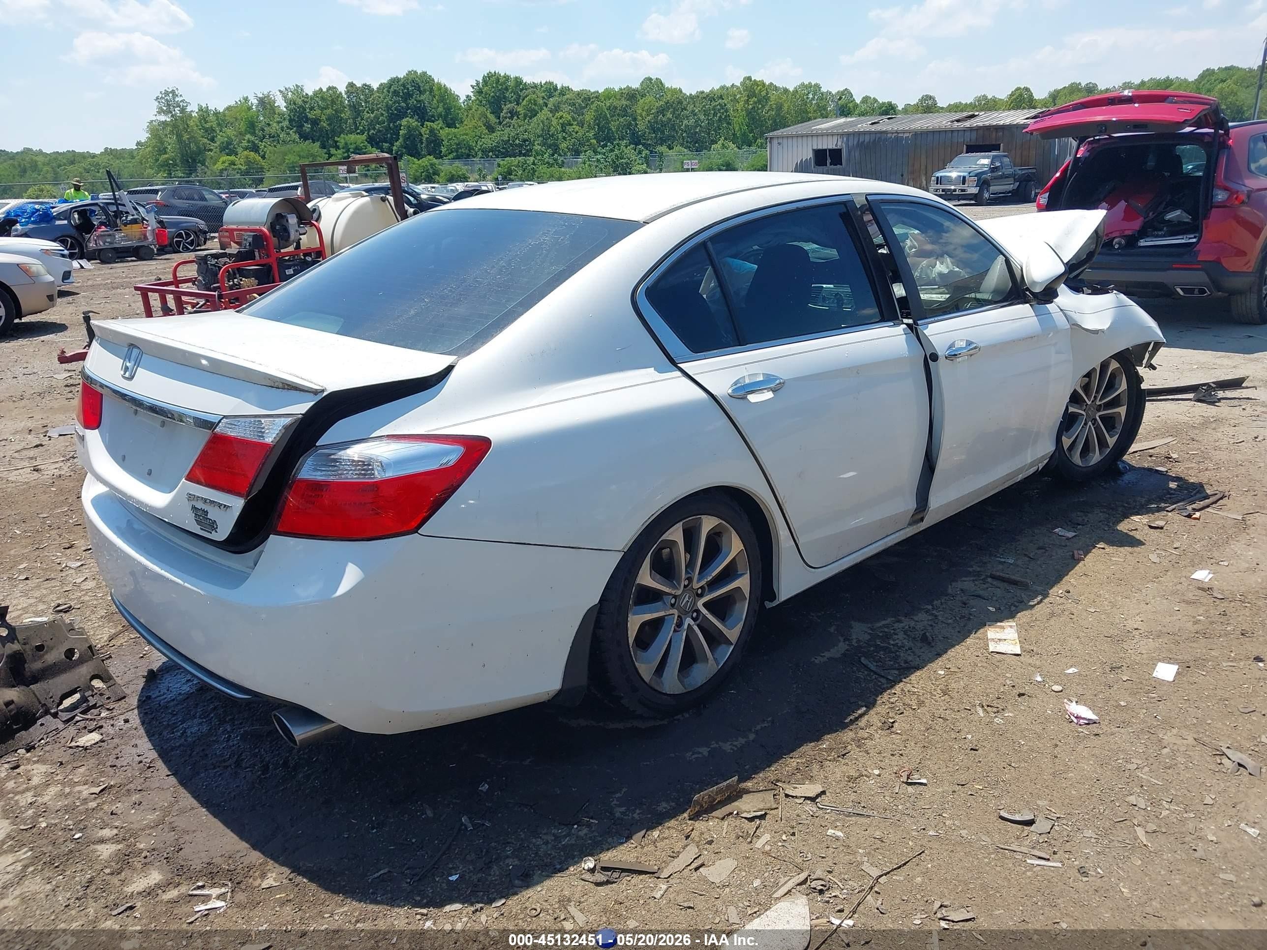 2013 Honda Accord Sport White vin: 1HGCR2F57DA026985