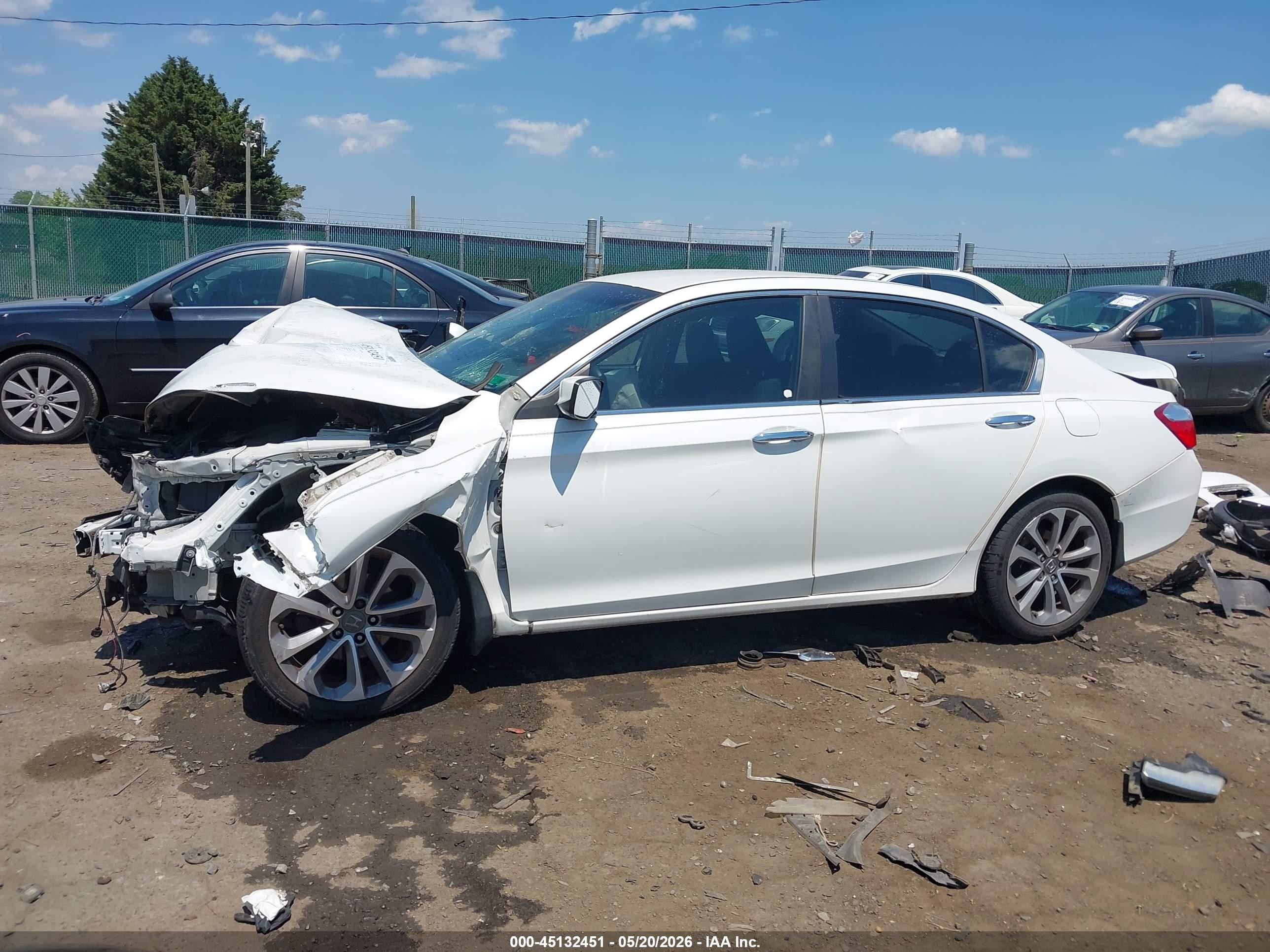 2013 Honda Accord Sport White vin: 1HGCR2F57DA026985