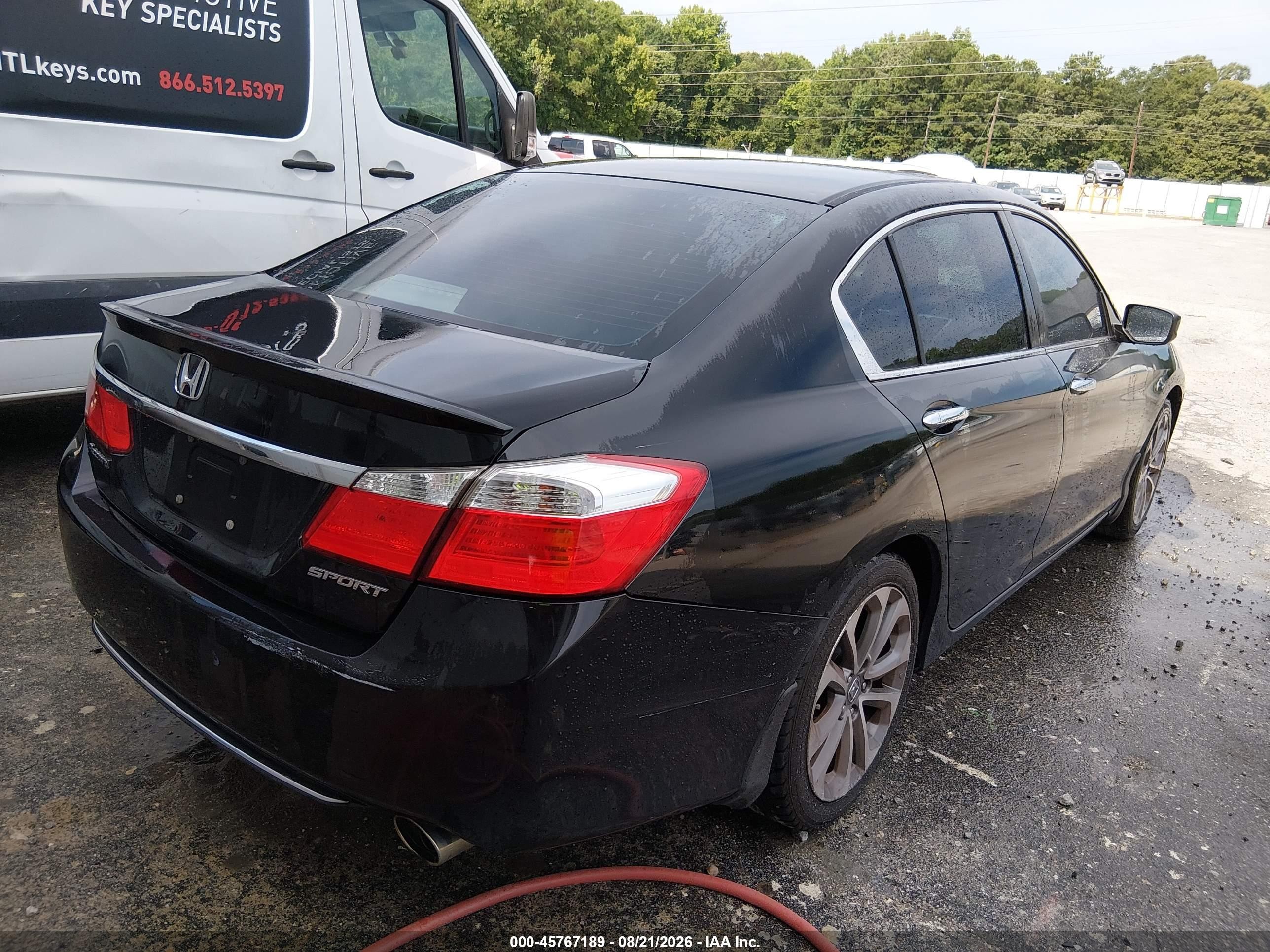 2013 Honda Accord Sport Черный vin: 1HGCR2F57DA073644