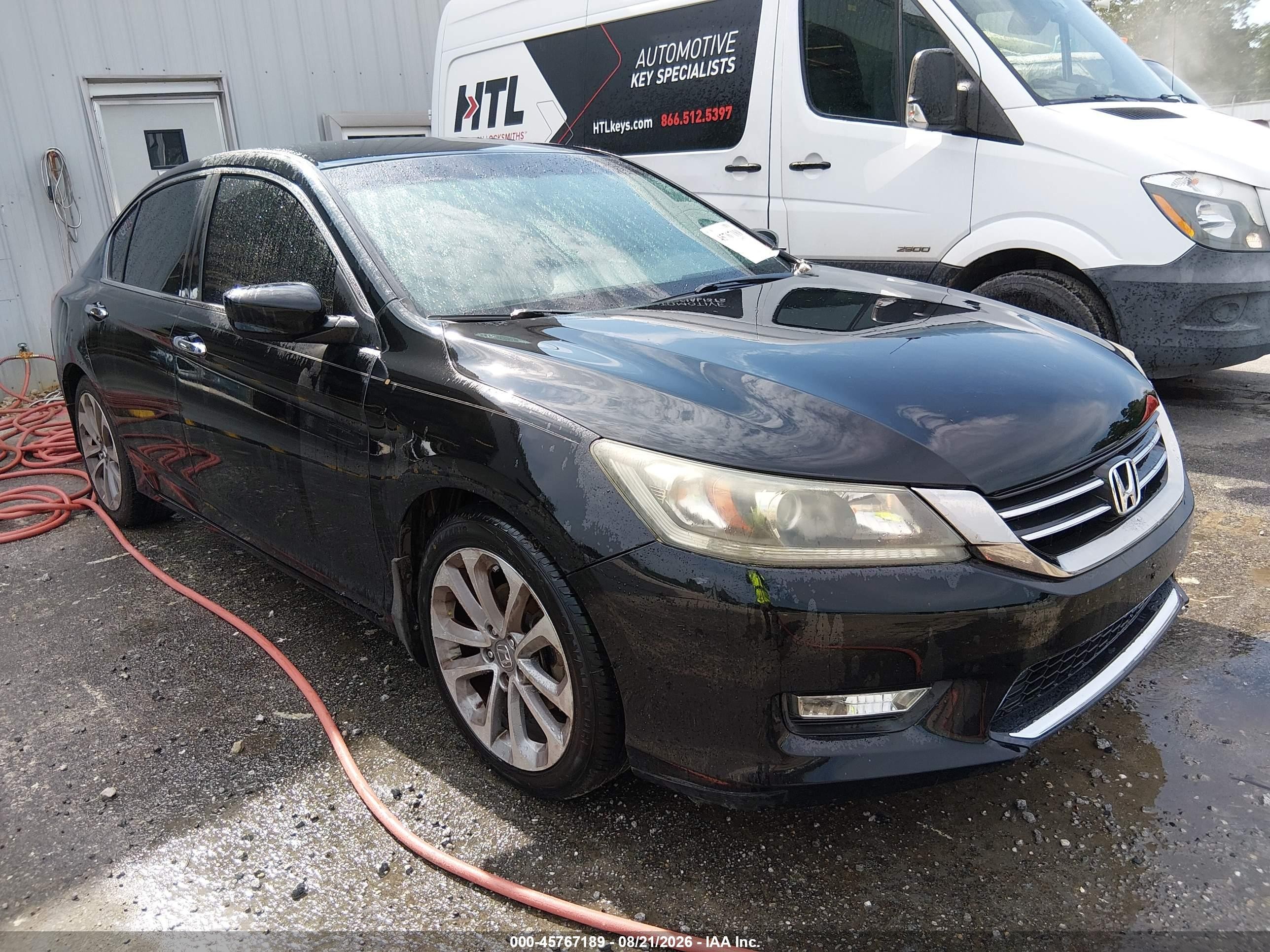 2013 Honda Accord Sport Черный vin: 1HGCR2F57DA073644