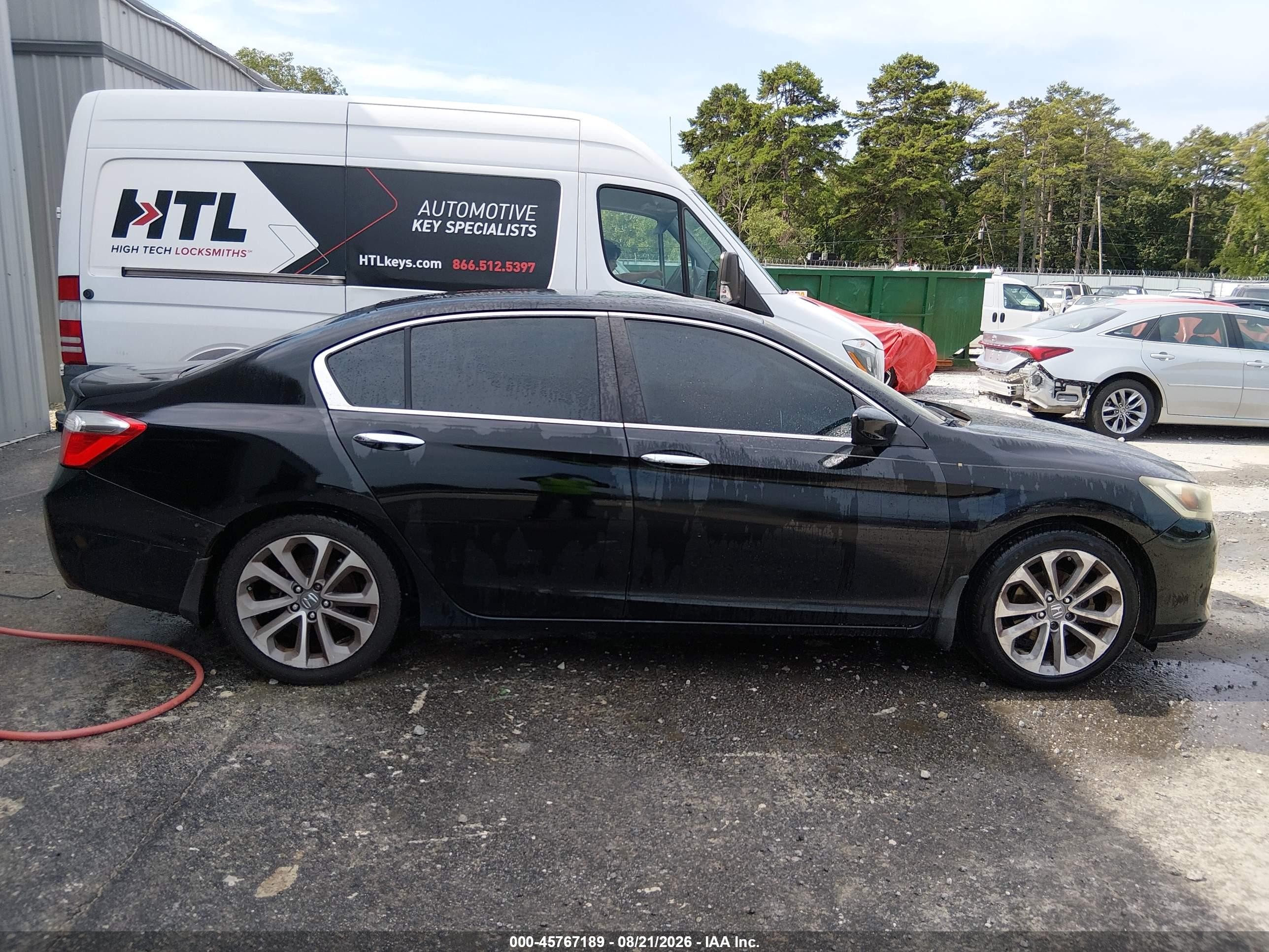 2013 Honda Accord Sport Черный vin: 1HGCR2F57DA073644