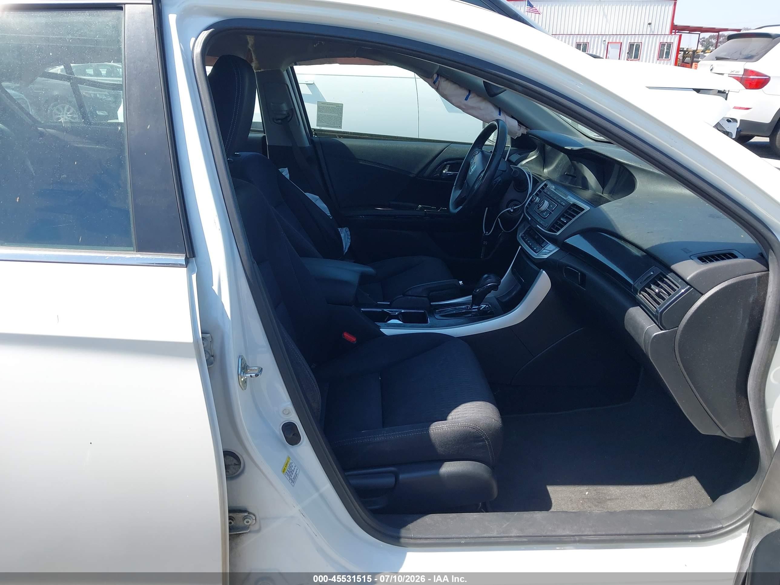 2013 Honda Accord Sport White vin: 1HGCR2F57DA081243