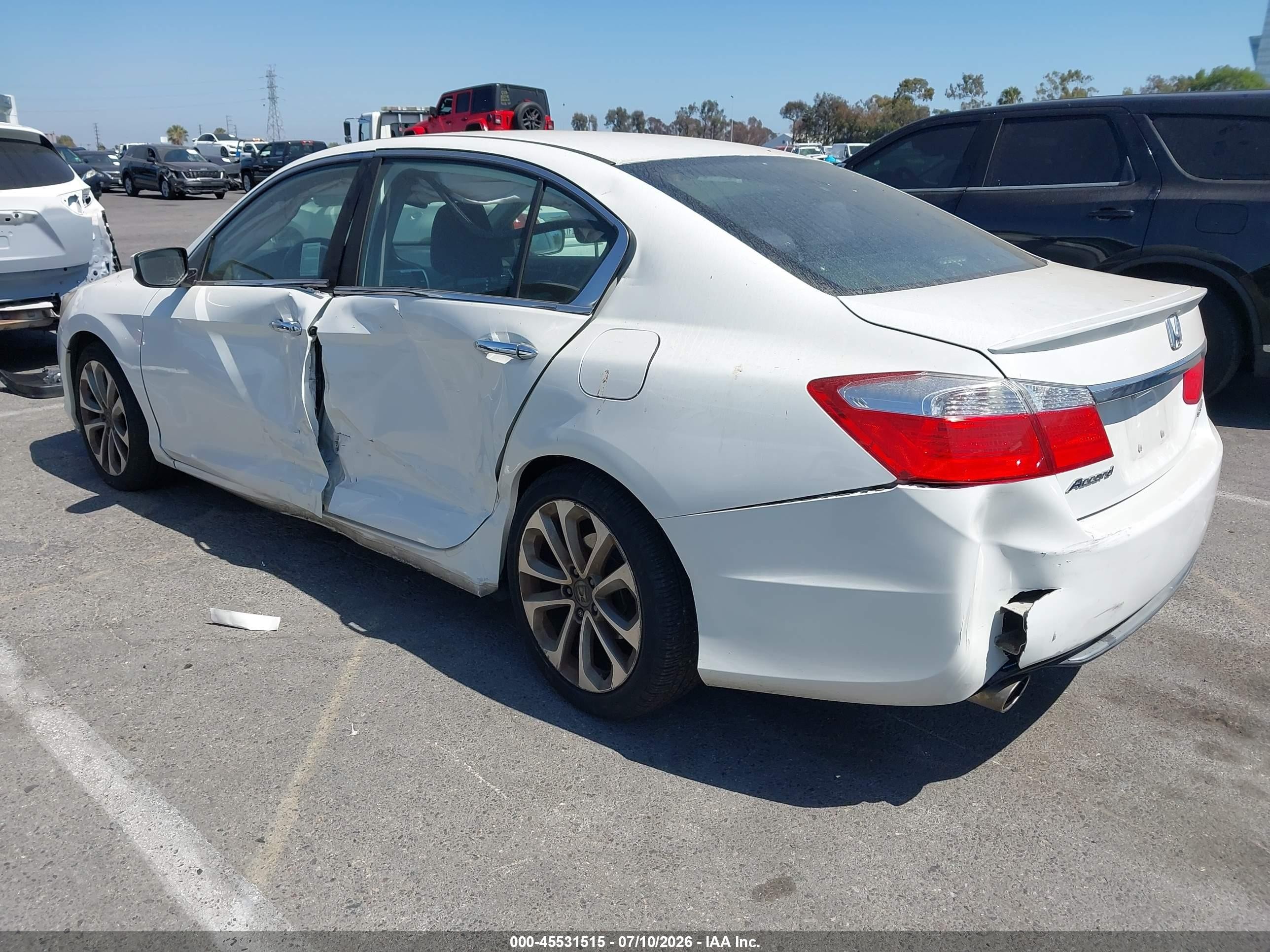2013 Honda Accord Sport White vin: 1HGCR2F57DA081243