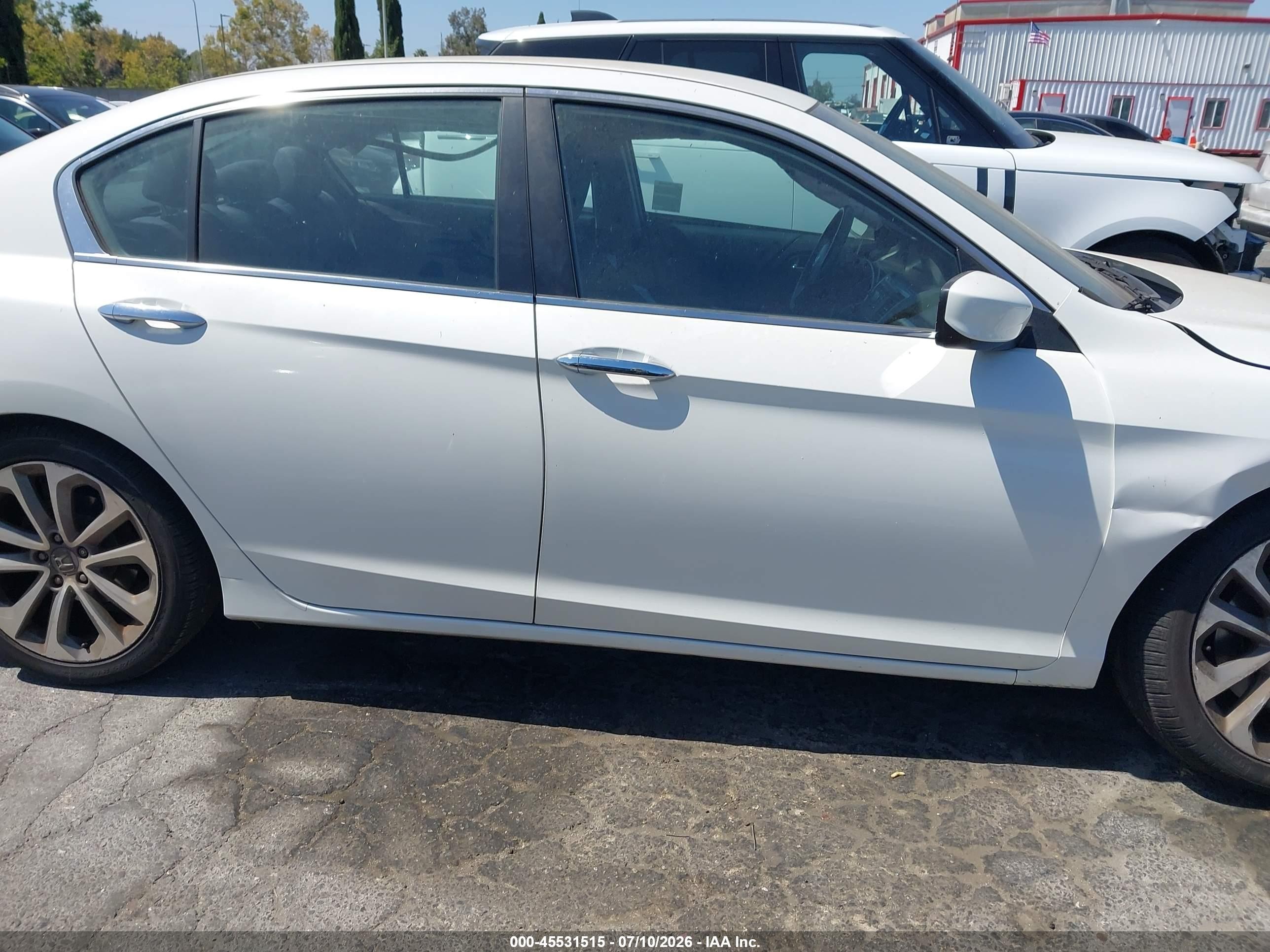 2013 Honda Accord Sport White vin: 1HGCR2F57DA081243