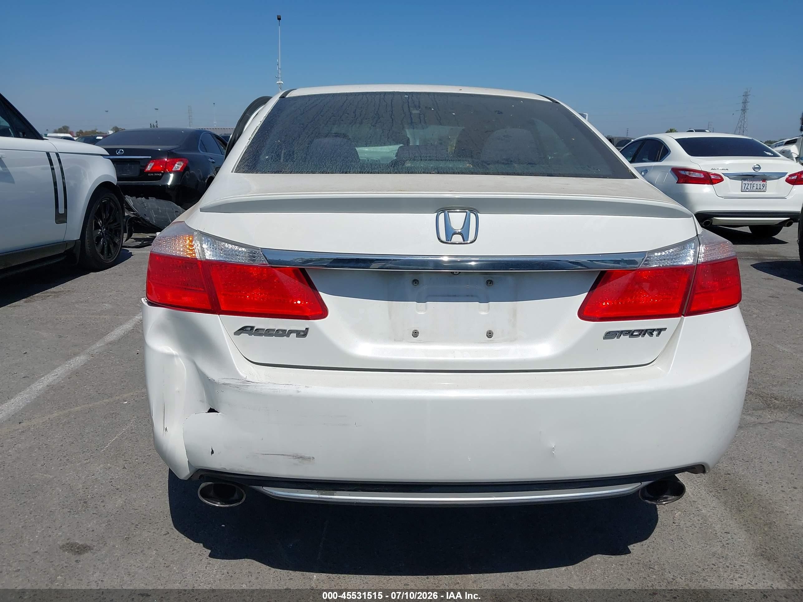 2013 Honda Accord Sport White vin: 1HGCR2F57DA081243