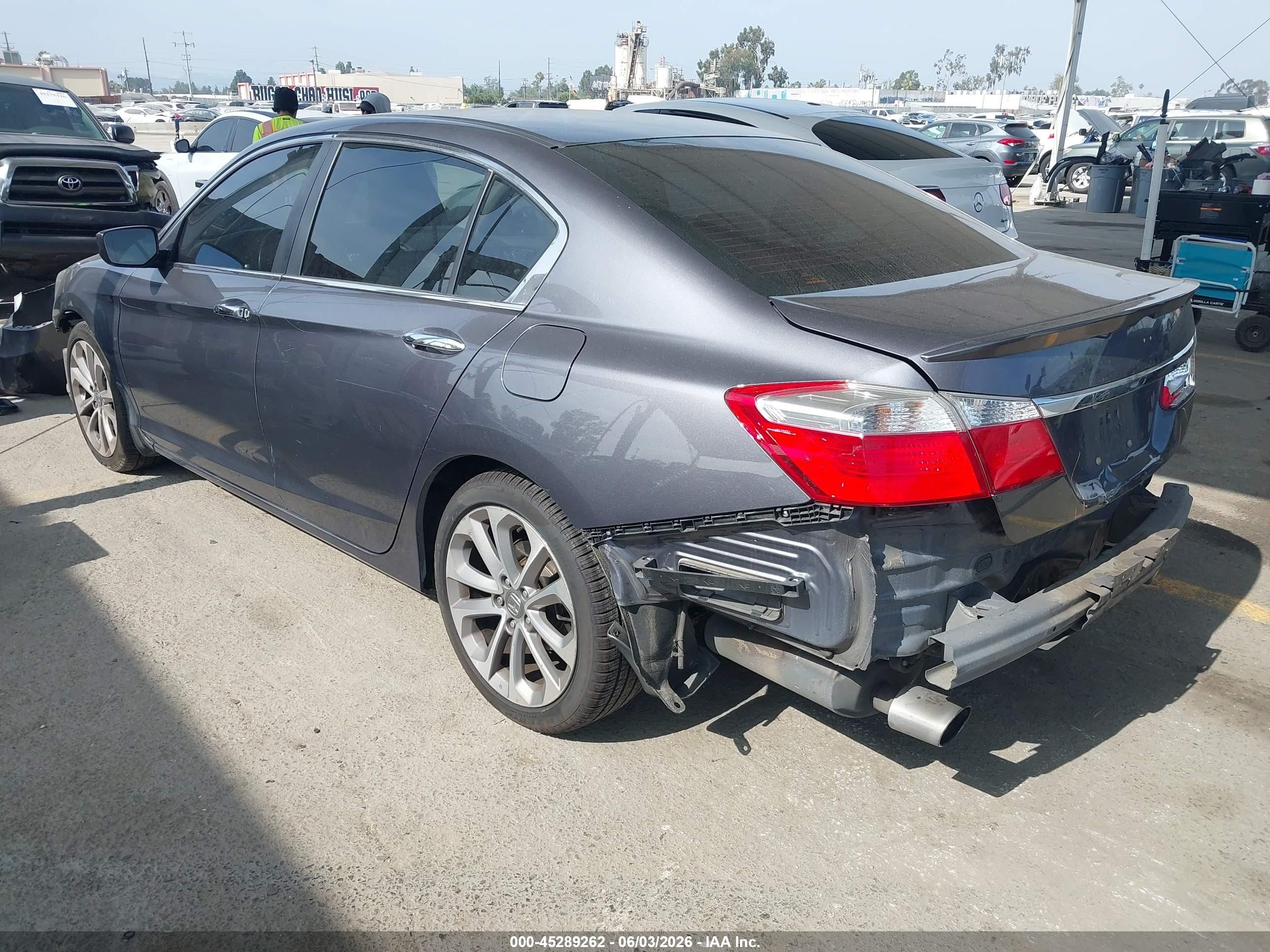 2013 Honda Accord Sport Gray vin: 1HGCR2F57DA084952