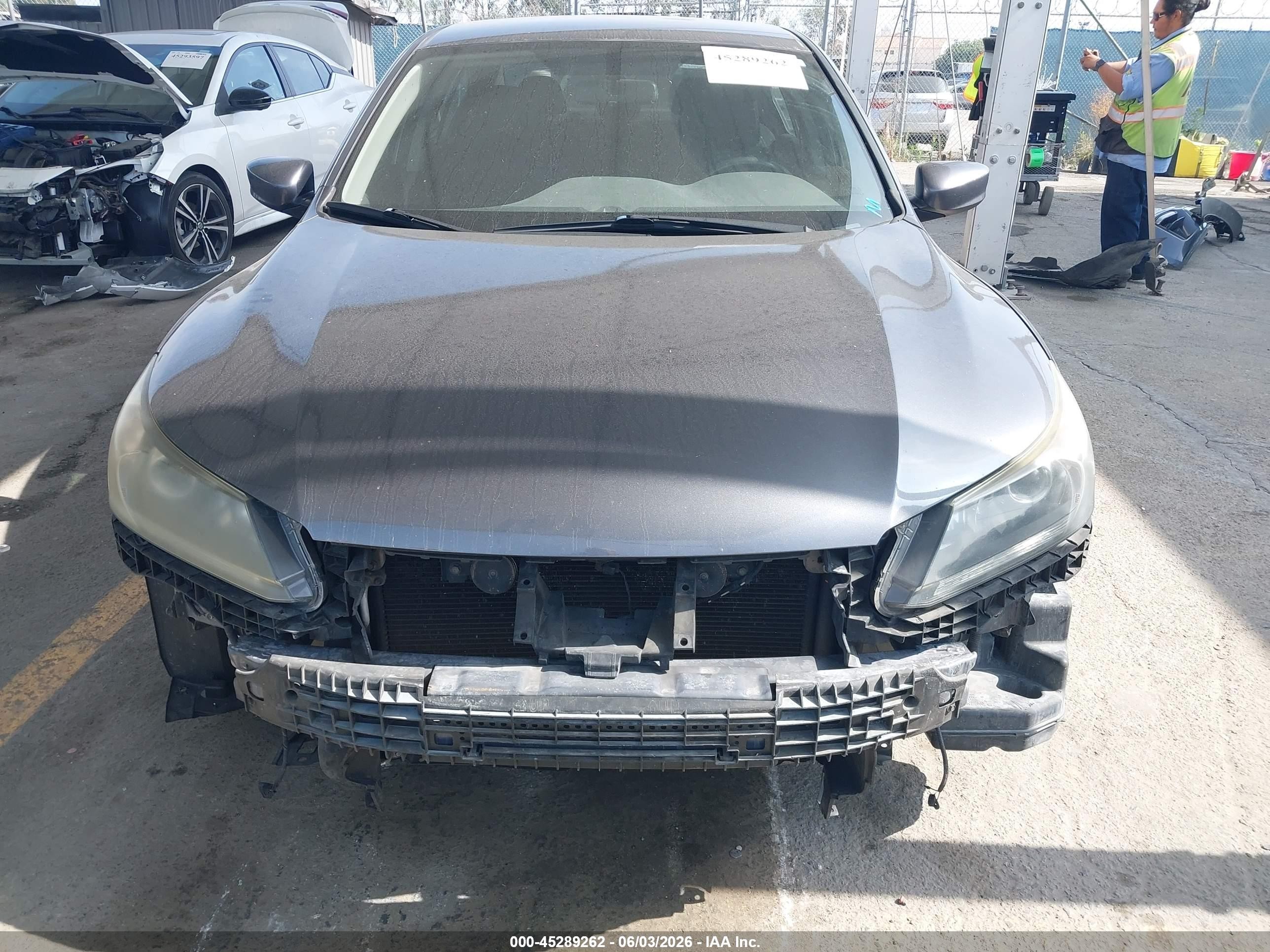 2013 Honda Accord Sport Gray vin: 1HGCR2F57DA084952