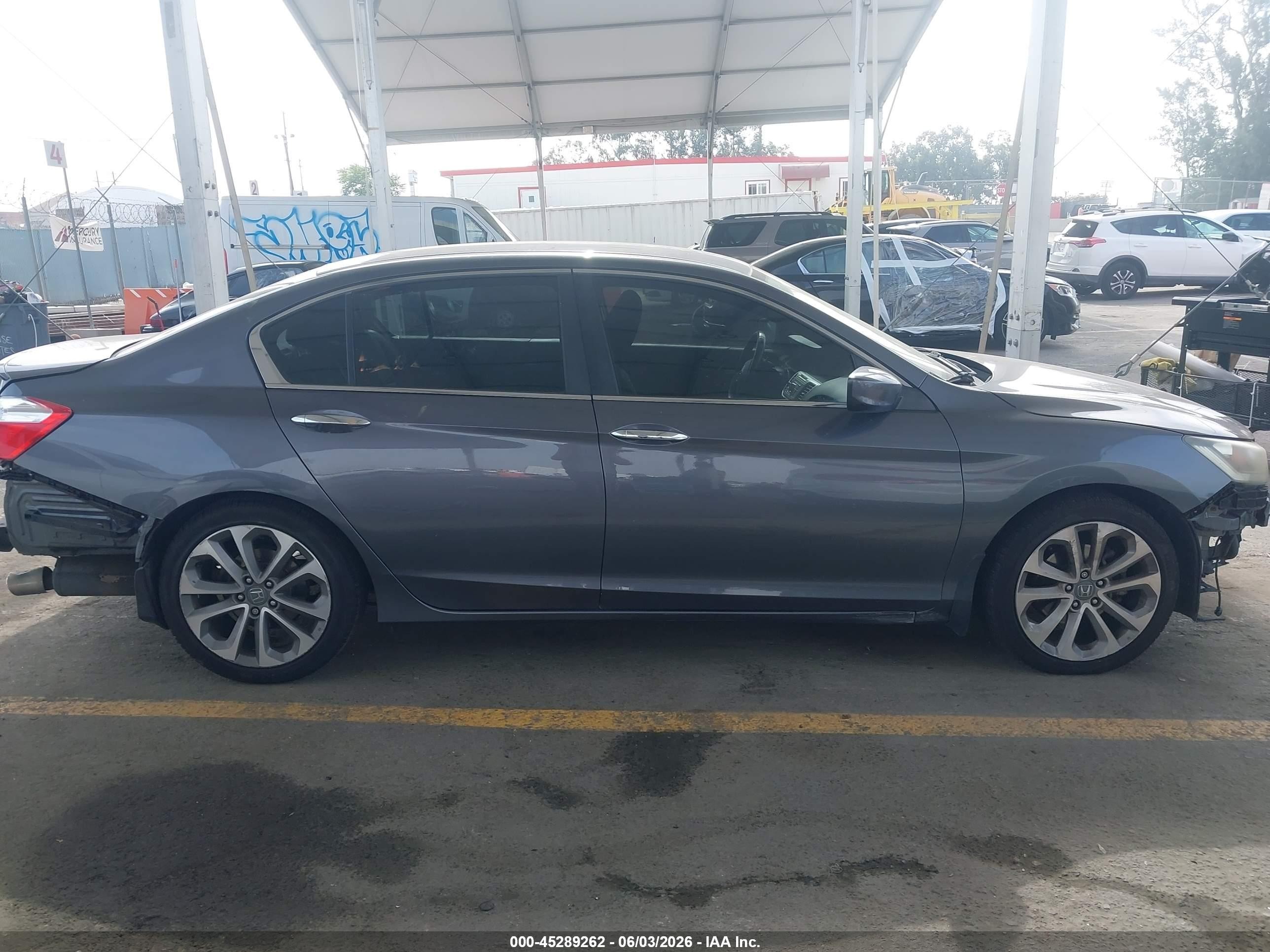 2013 Honda Accord Sport Gray vin: 1HGCR2F57DA084952