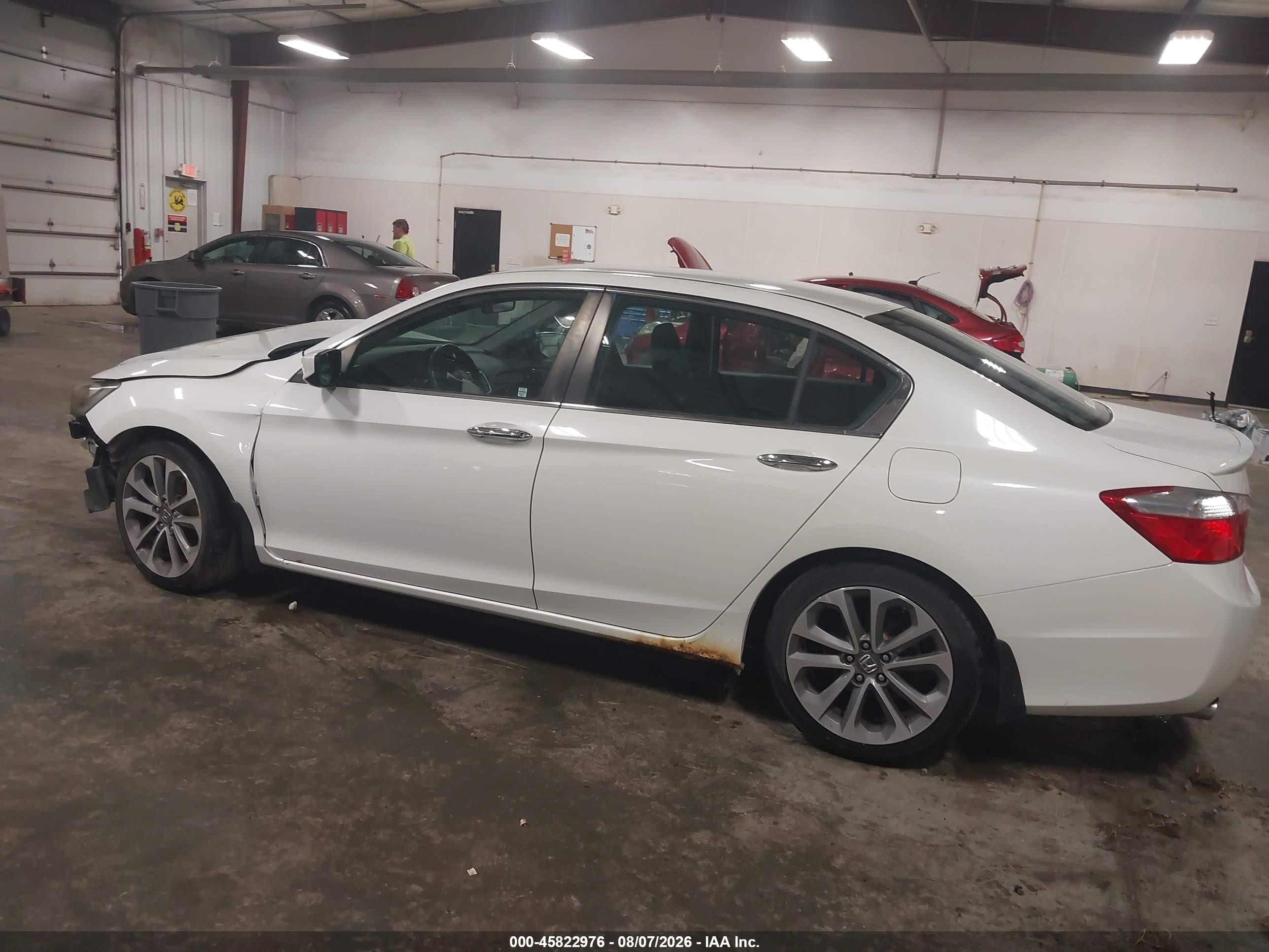 2013 Honda Accord Sport White vin: 1HGCR2F57DA176790