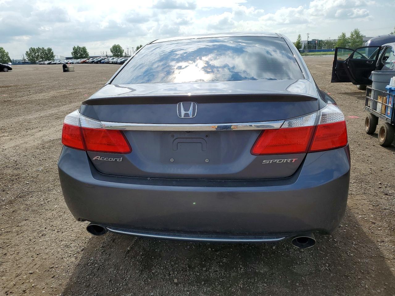 2013 Honda Accord Sport Gray vin: 1HGCR2F57DA801298