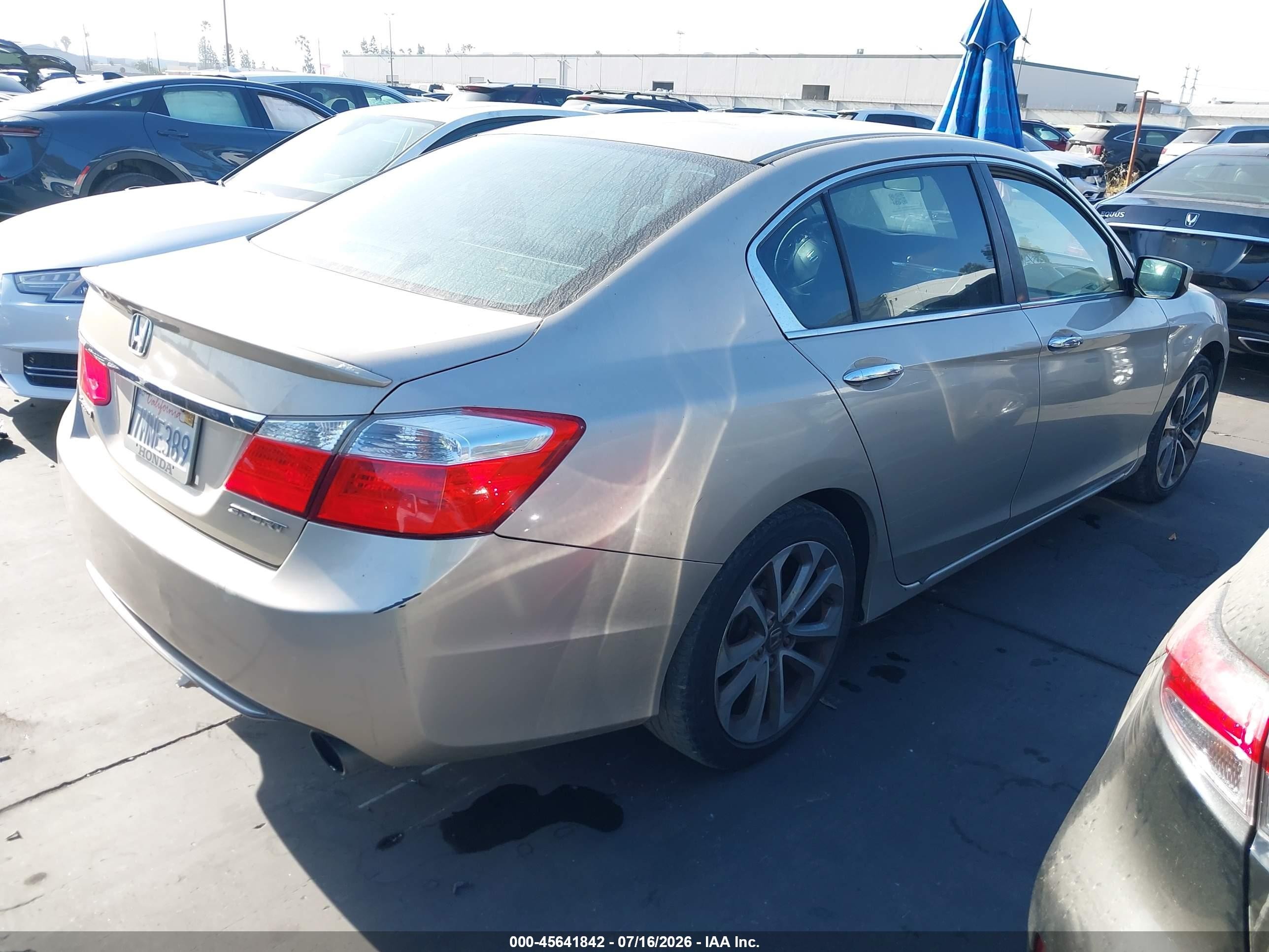 2015 Honda Accord Sport Gold vin: 1HGCR2F57FA028867