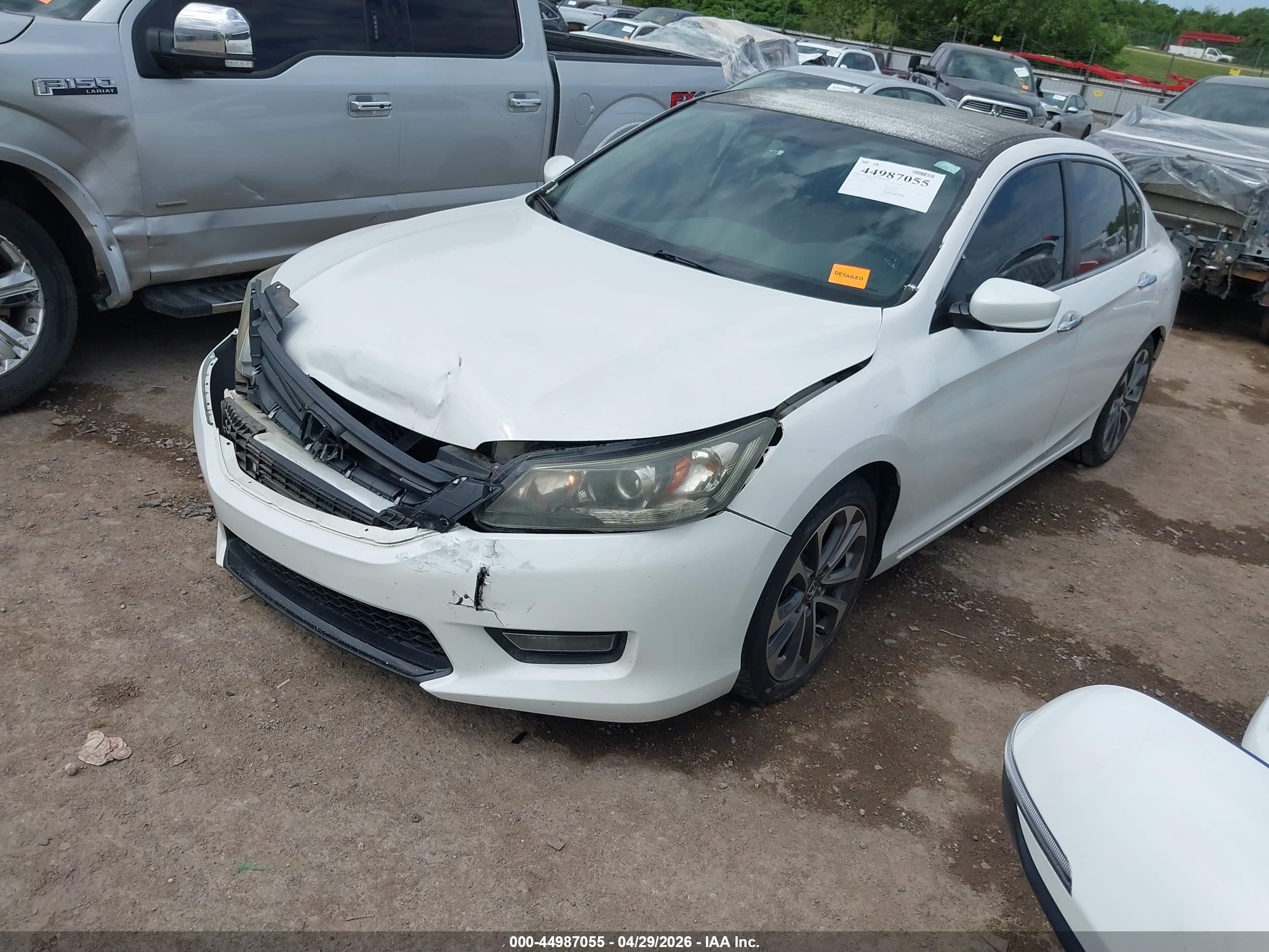 2015 Honda Accord Sport White vin: 1HGCR2F57FA044843