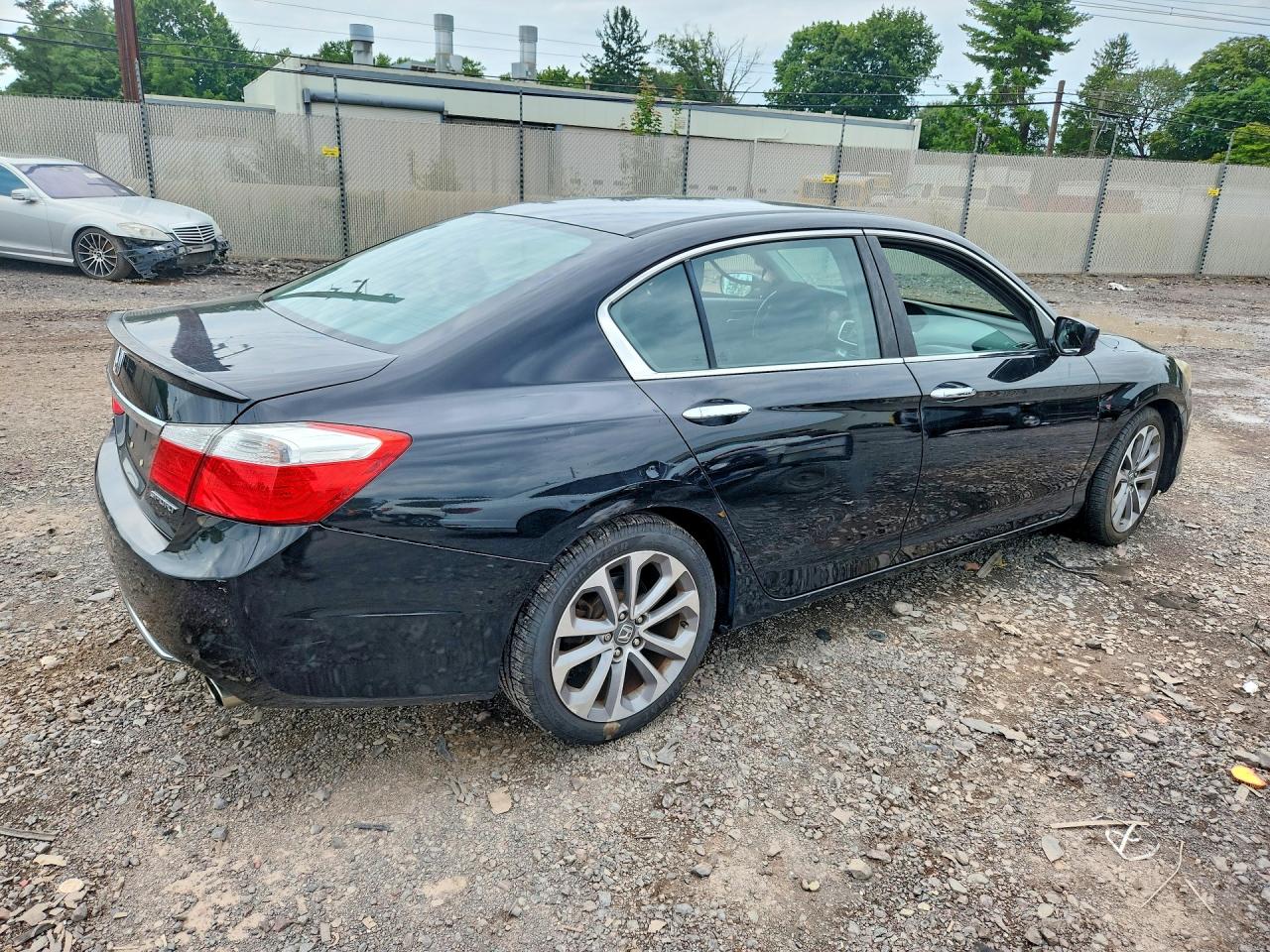 2015 Honda Accord Sport Черный vin: 1HGCR2F57FA046706