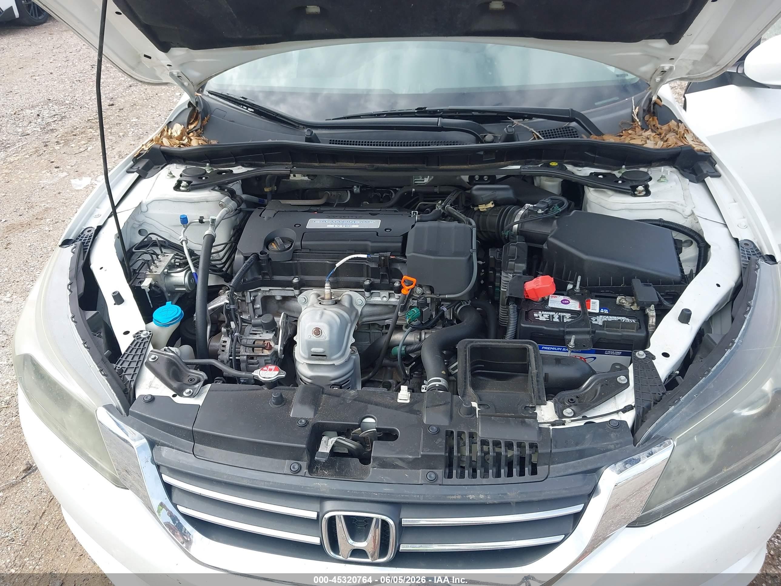 2015 Honda Accord Sport White vin: 1HGCR2F57FA104295