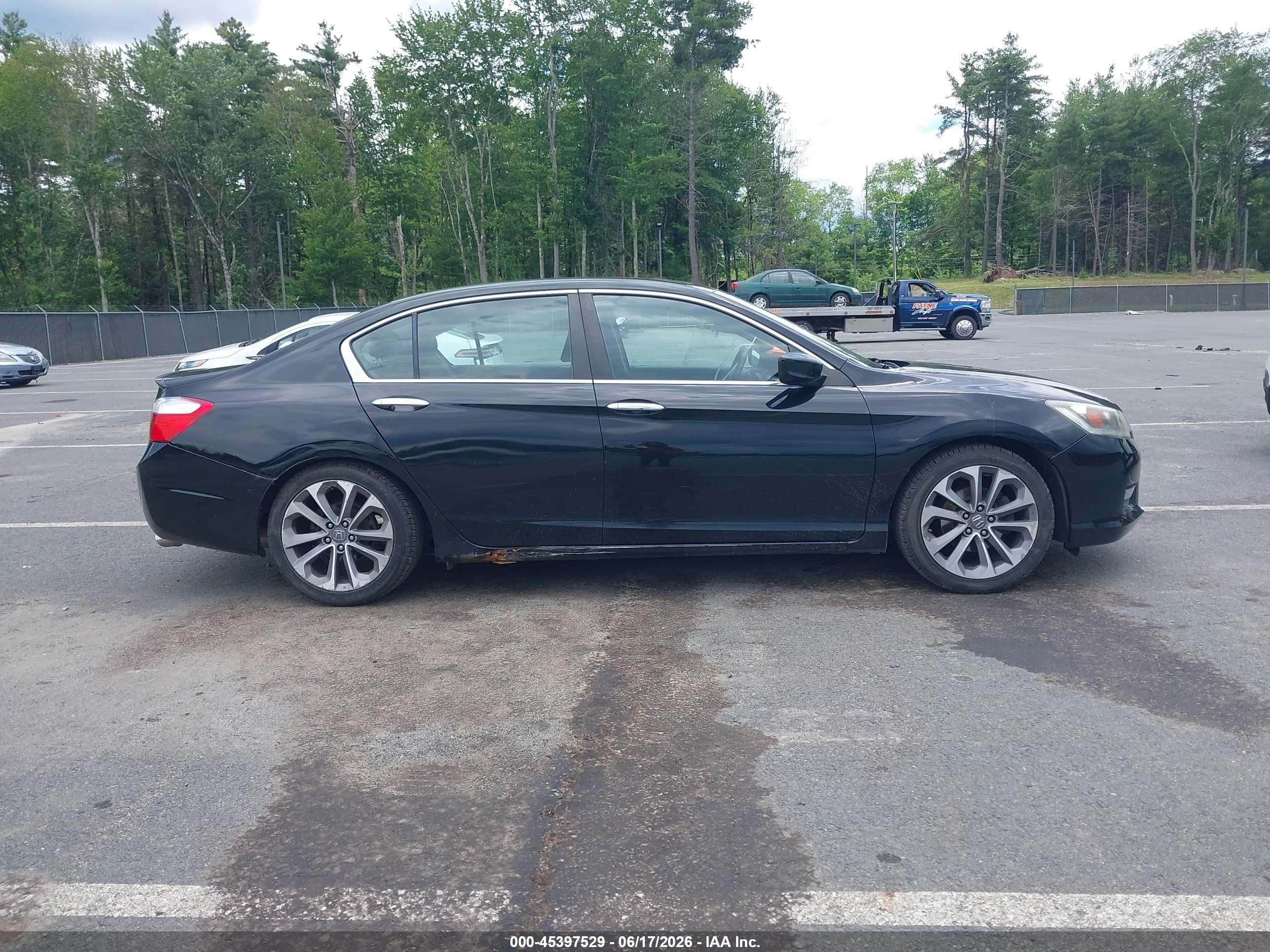2015 Honda Accord Sport Black vin: 1HGCR2F57FA118911
