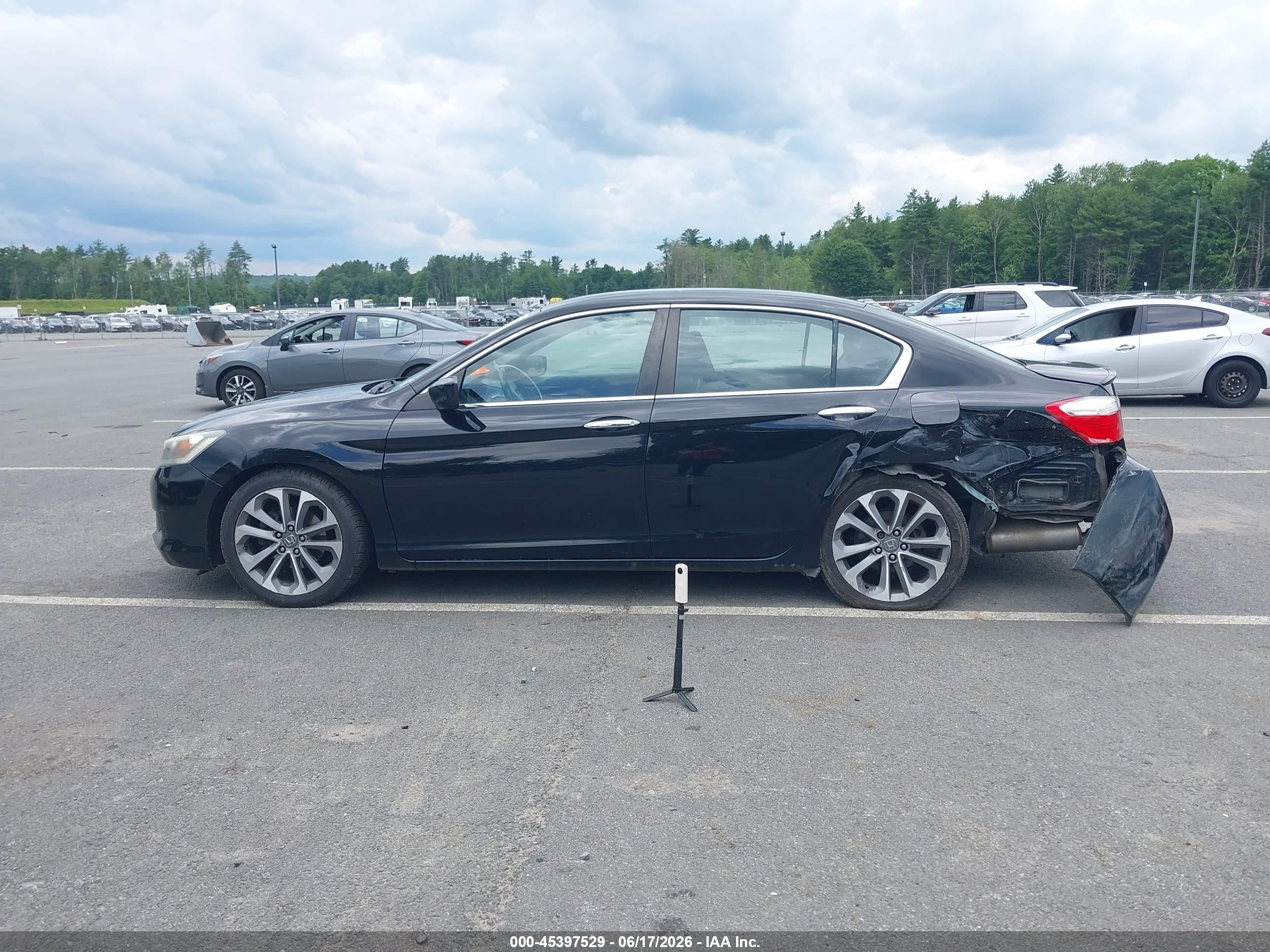 2015 Honda Accord Sport Black vin: 1HGCR2F57FA118911