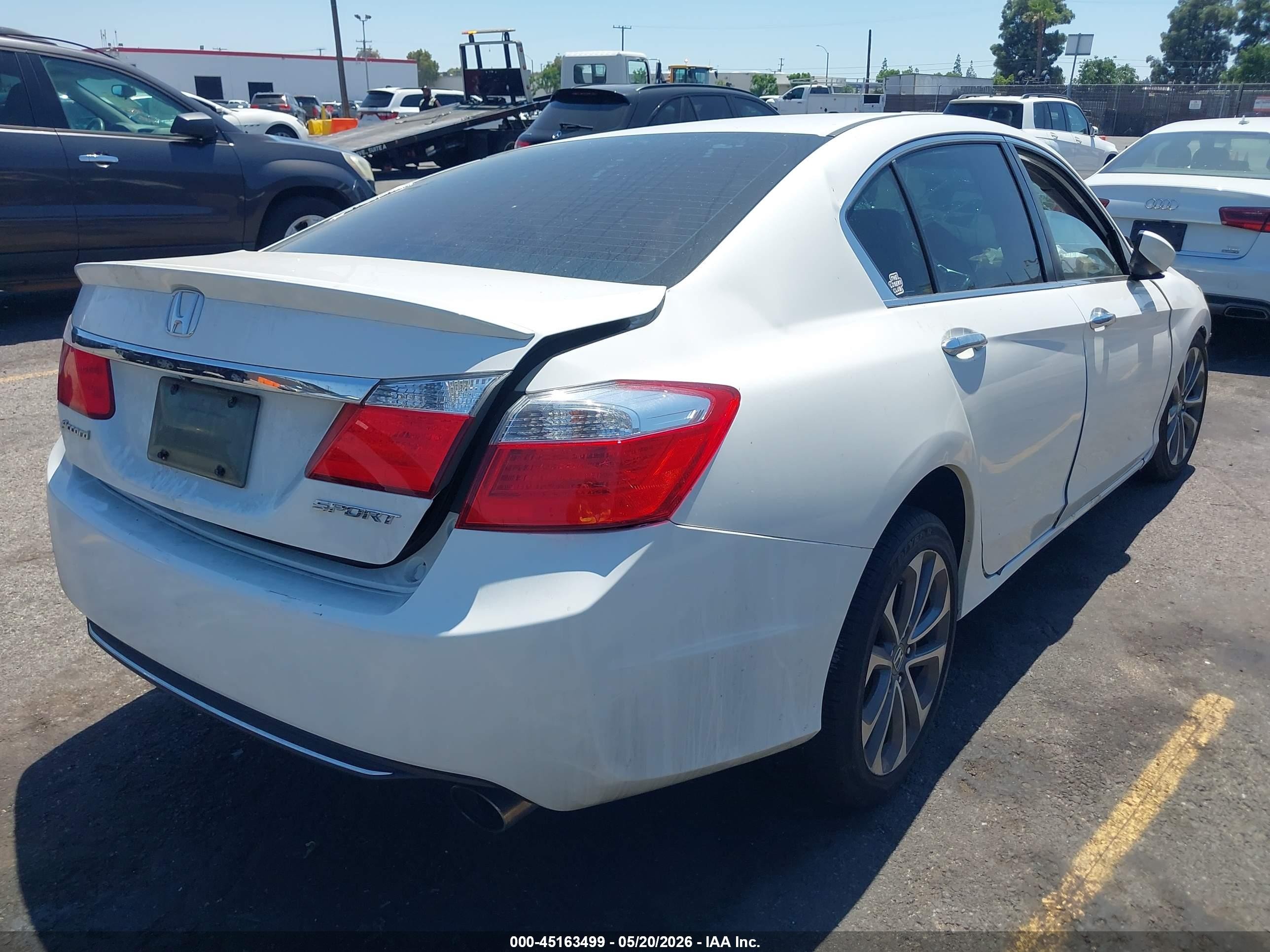 2015 Honda Accord Sport Белый vin: 1HGCR2F57FA151620