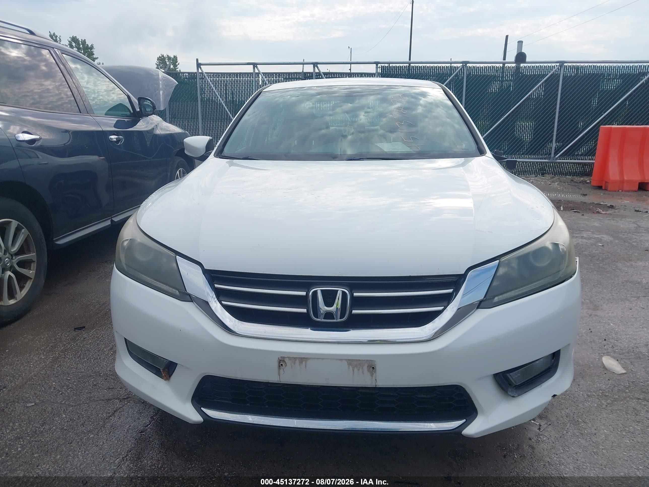 2015 Honda Accord Sport White vin: 1HGCR2F57FA273541