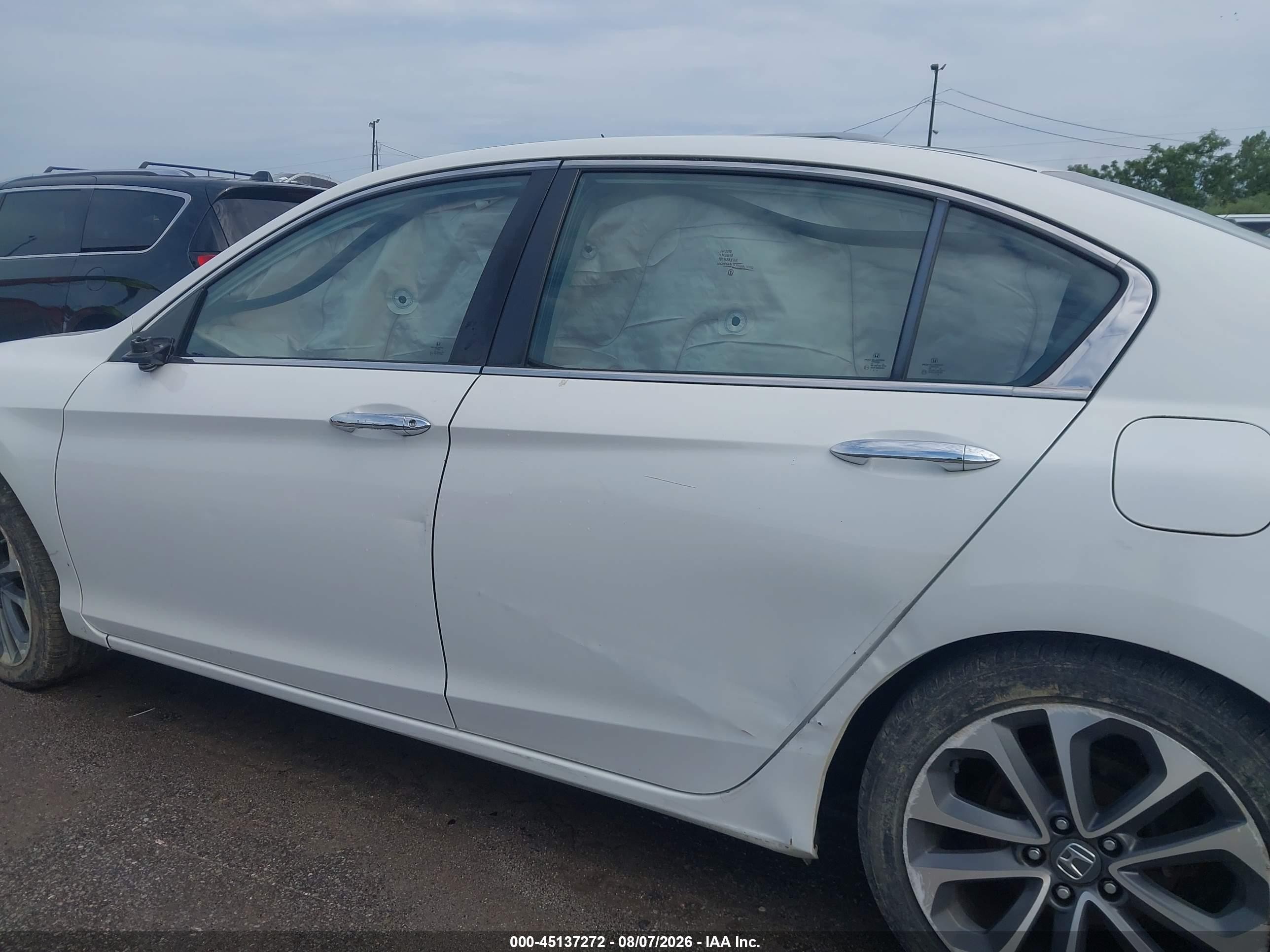 2015 Honda Accord Sport White vin: 1HGCR2F57FA273541
