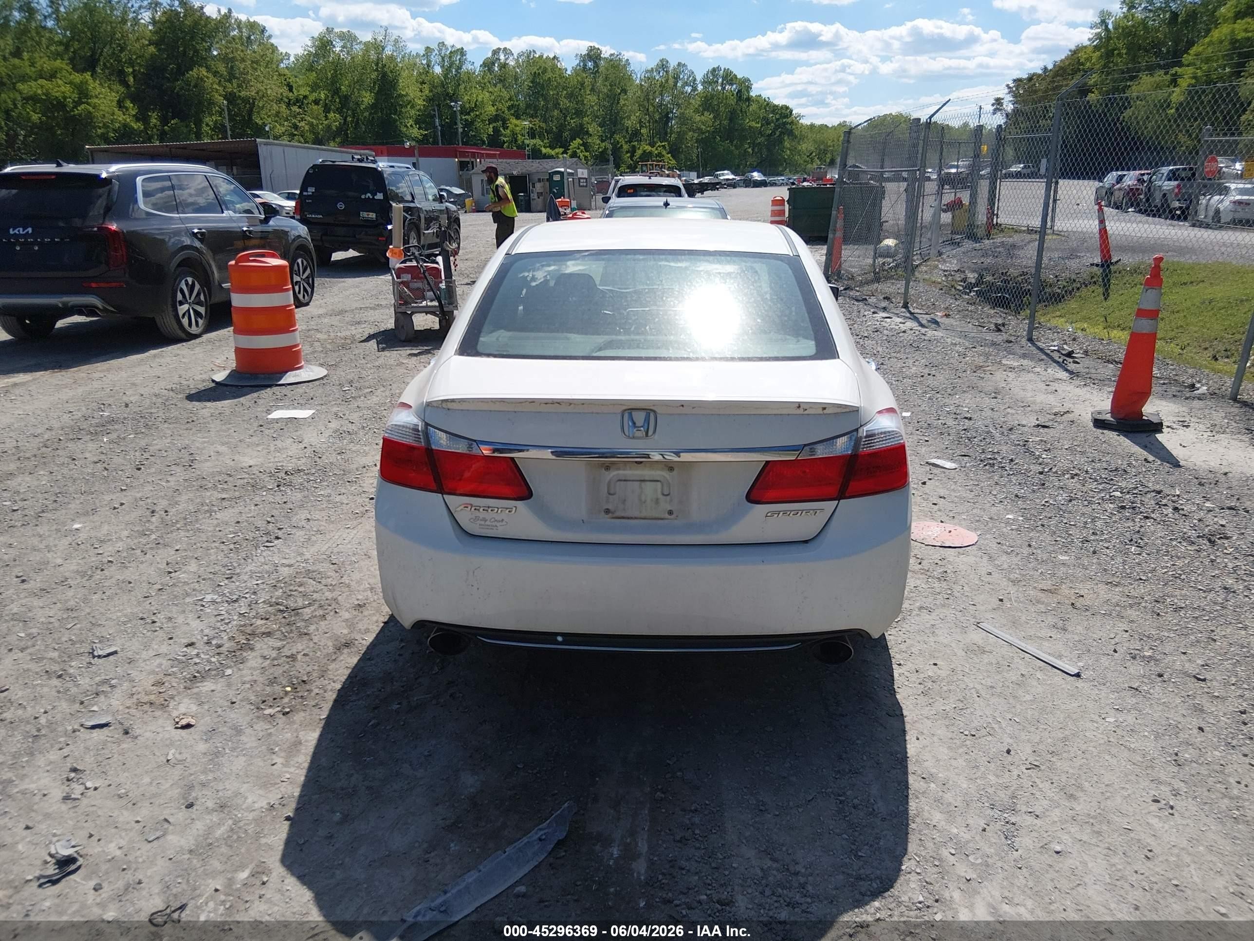 2013 Honda Accord Sport White vin: 1HGCR2F58DA121281