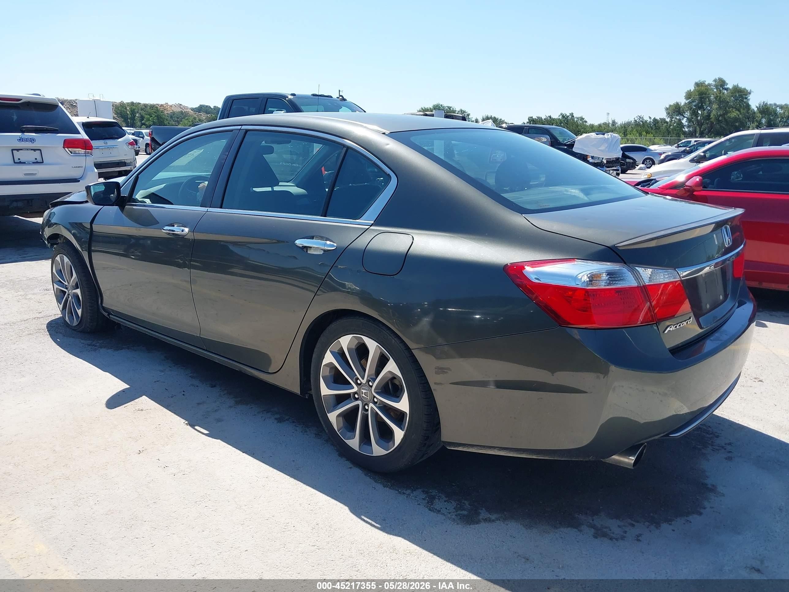 2013 Honda Accord Sport Gray vin: 1HGCR2F58DA124309