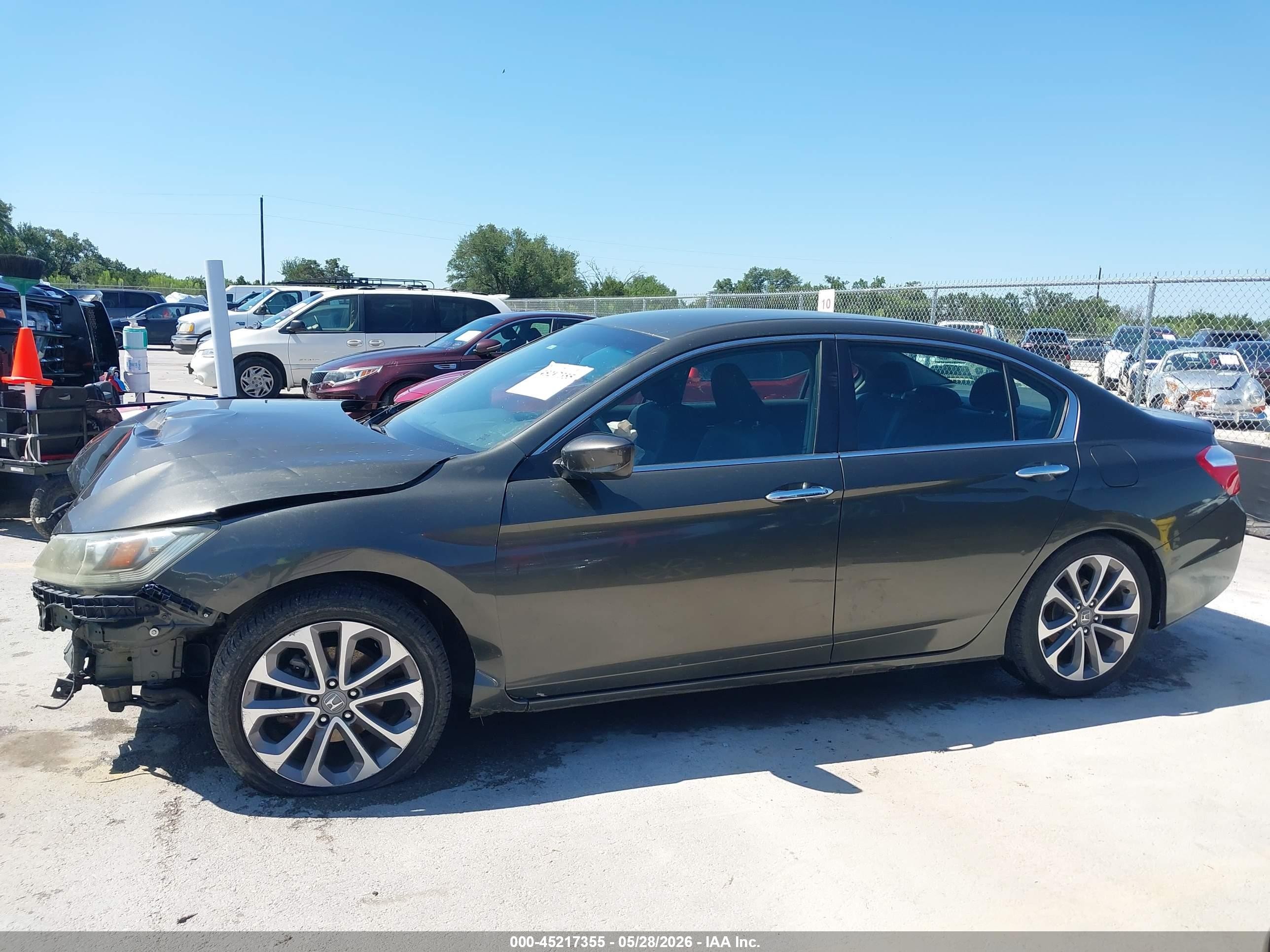 2013 Honda Accord Sport Gray vin: 1HGCR2F58DA124309