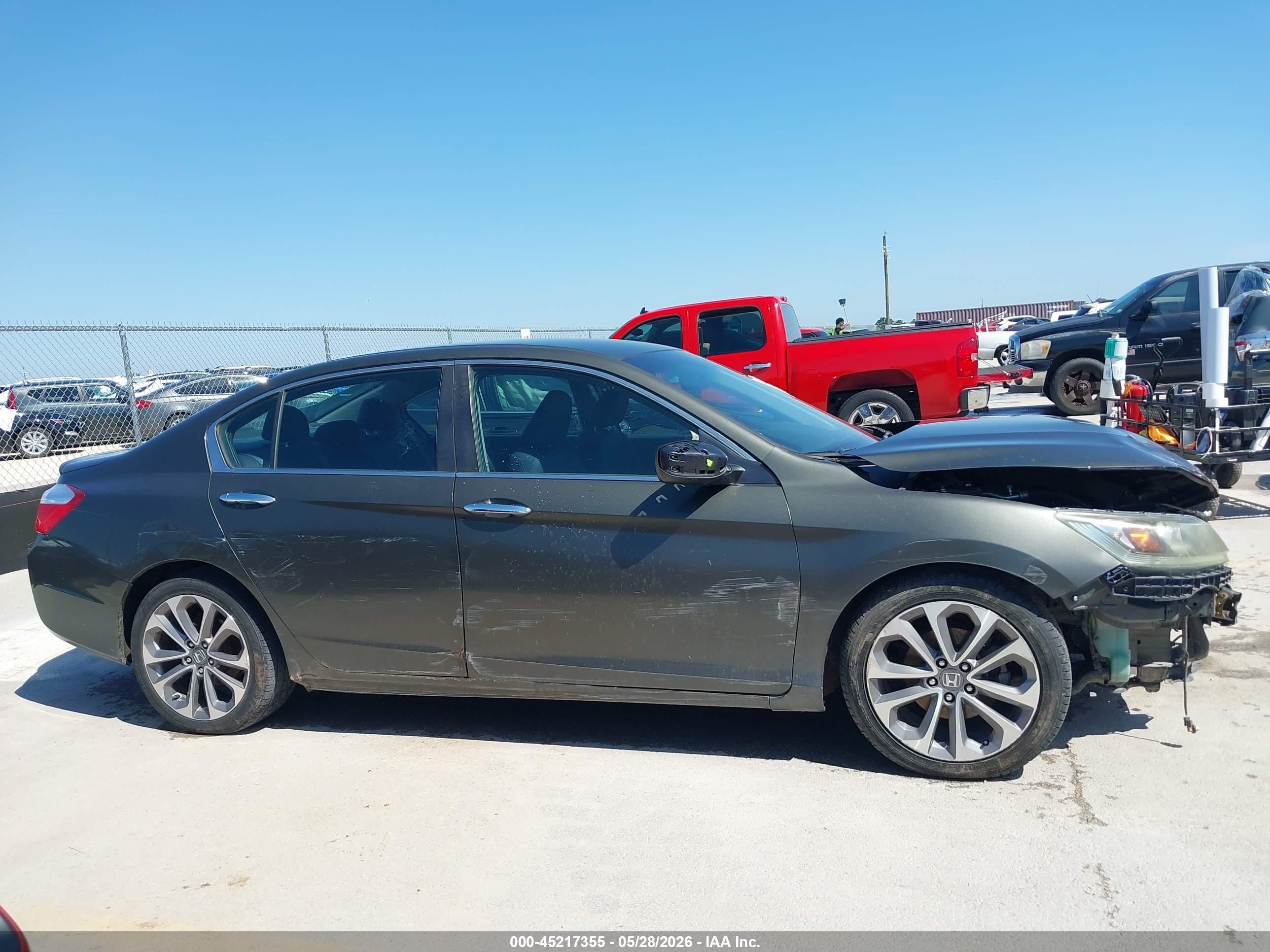 2013 Honda Accord Sport Gray vin: 1HGCR2F58DA124309