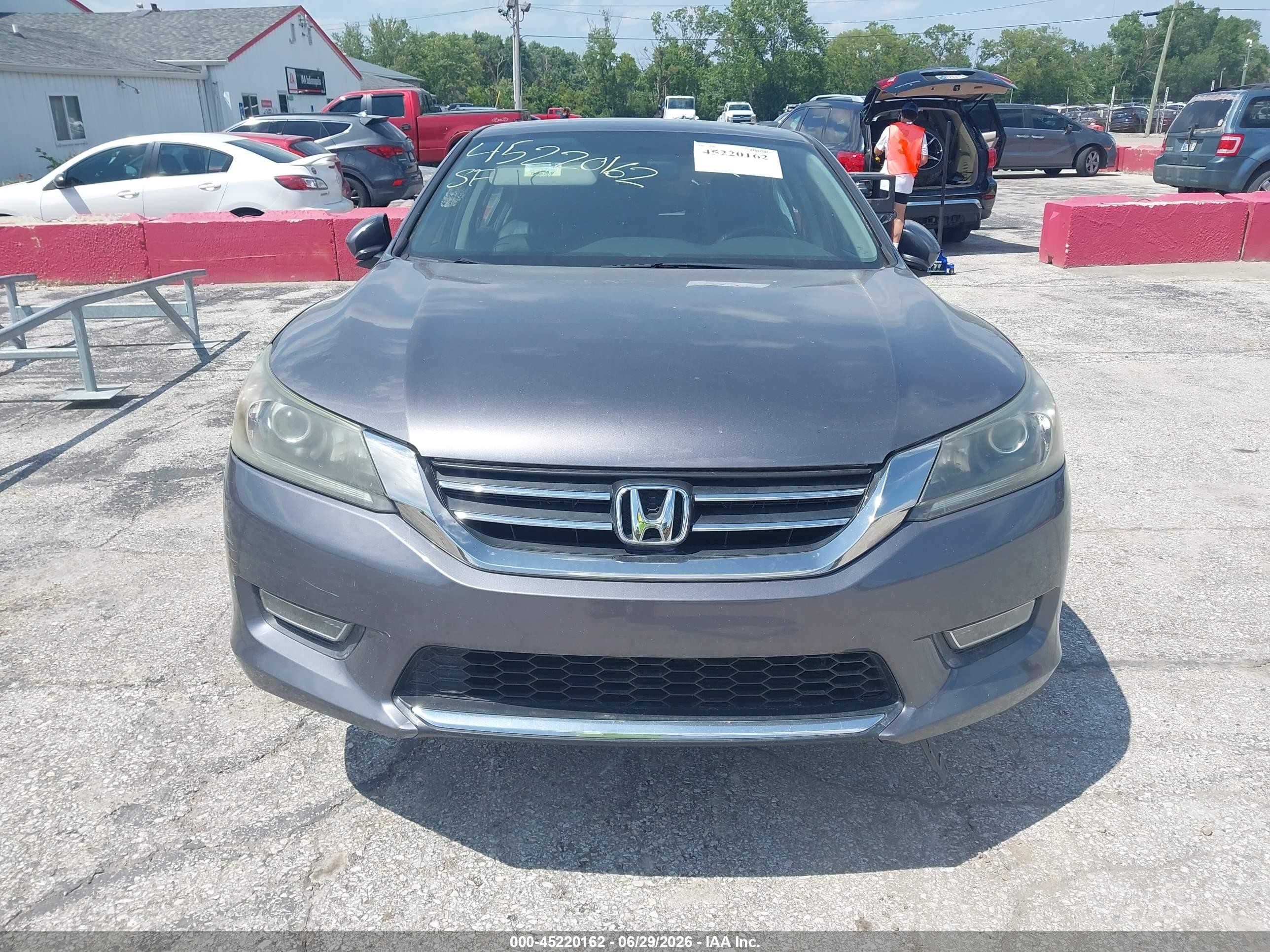 2013 Honda Accord Sport Gray vin: 1HGCR2F58DA161795
