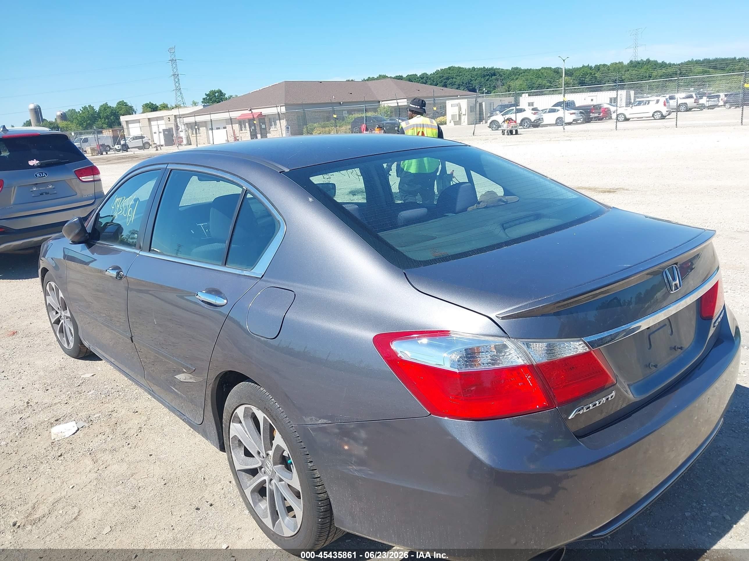 2013 Honda Accord Sport Gray vin: 1HGCR2F58DA224538