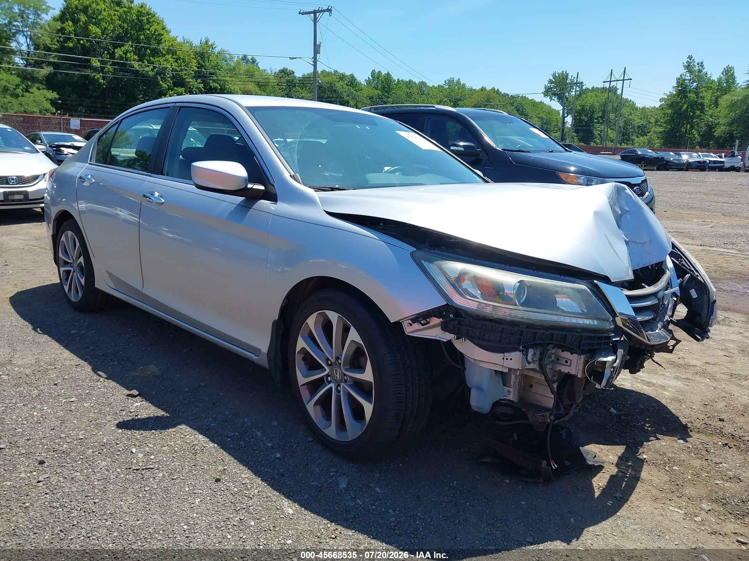 2014 Honda Accord Sport Silver vin: 1HGCR2F58EA090096