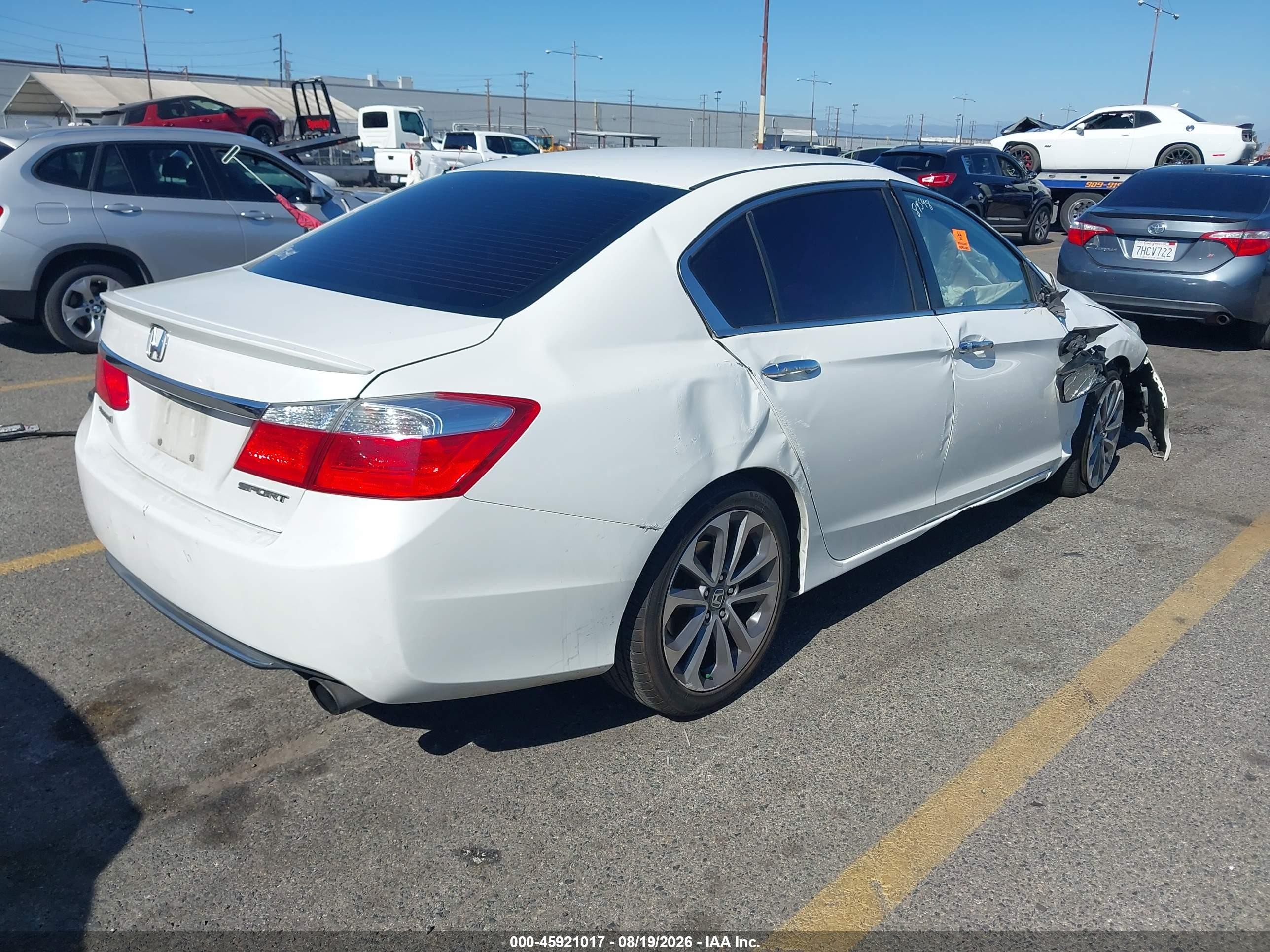 2015 Honda Accord Sport White vin: 1HGCR2F58FA041630